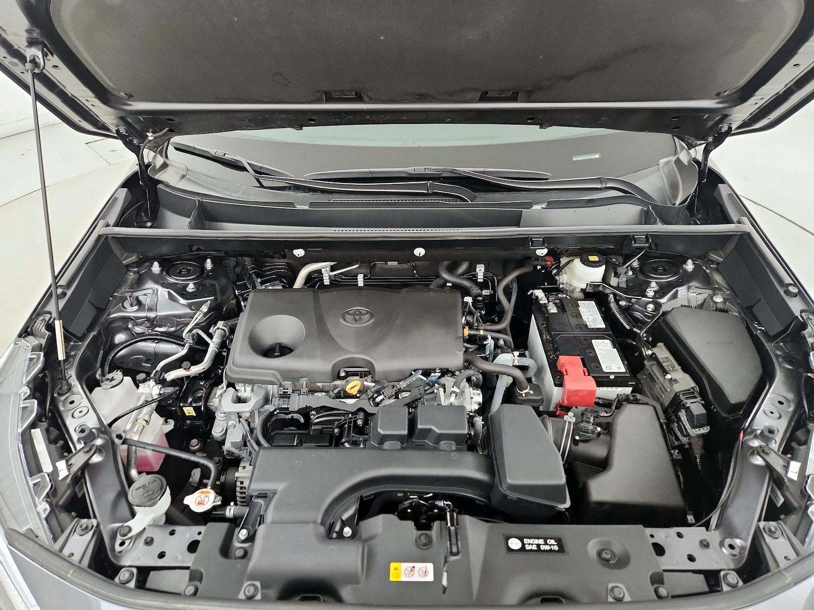 2025 Toyota RAV4 XLE - Photo 22