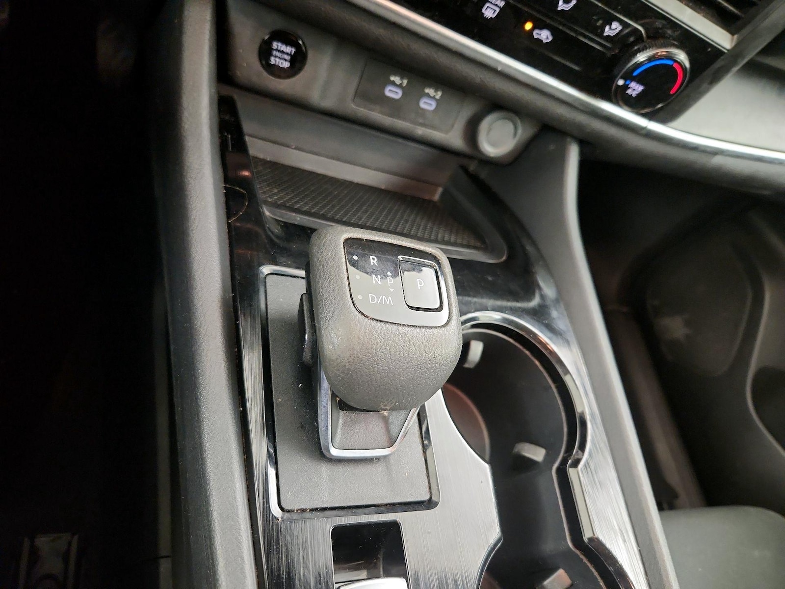 2024 Nissan Rogue S - Photo 18