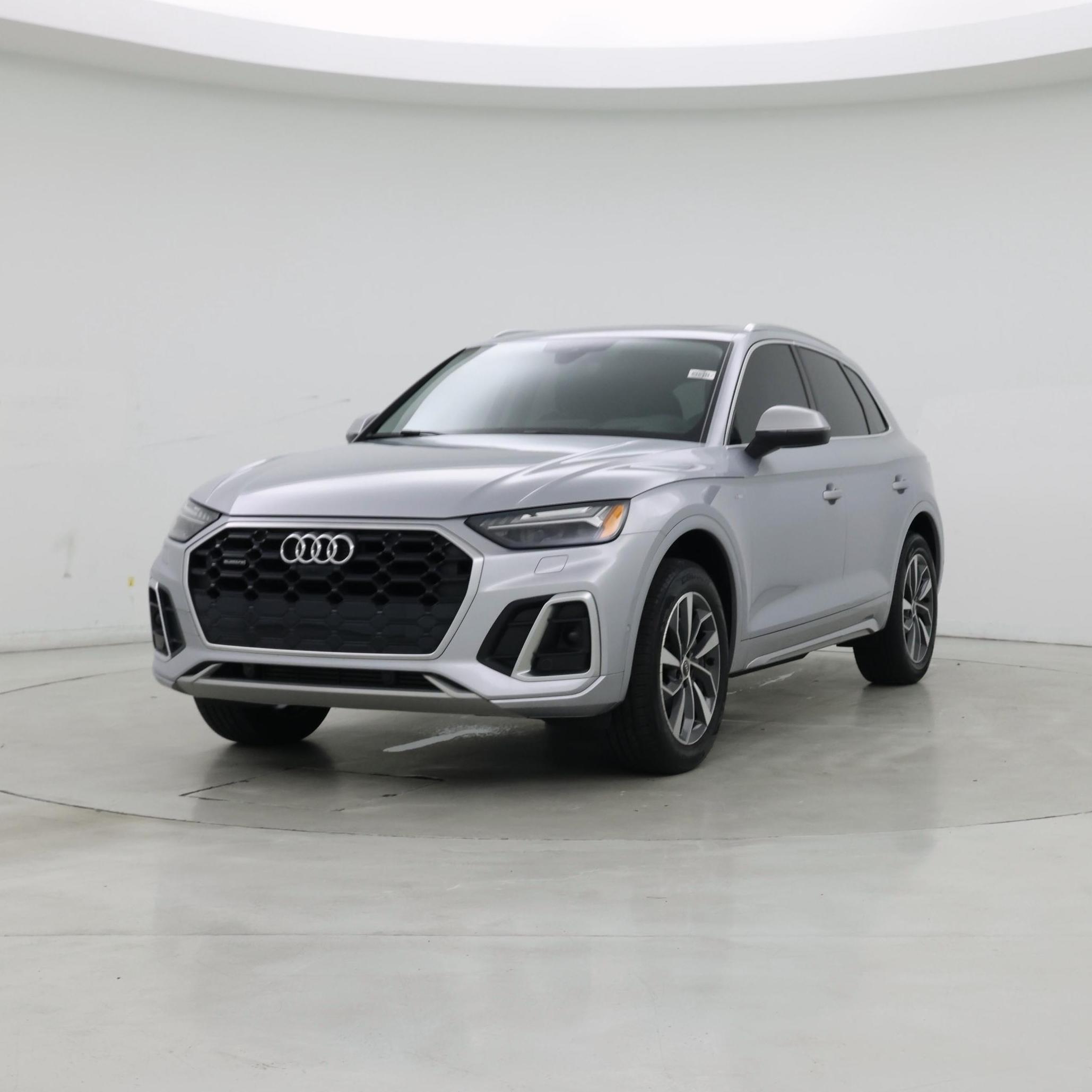 Thumbnail: 2023 Audi Q5 - 4