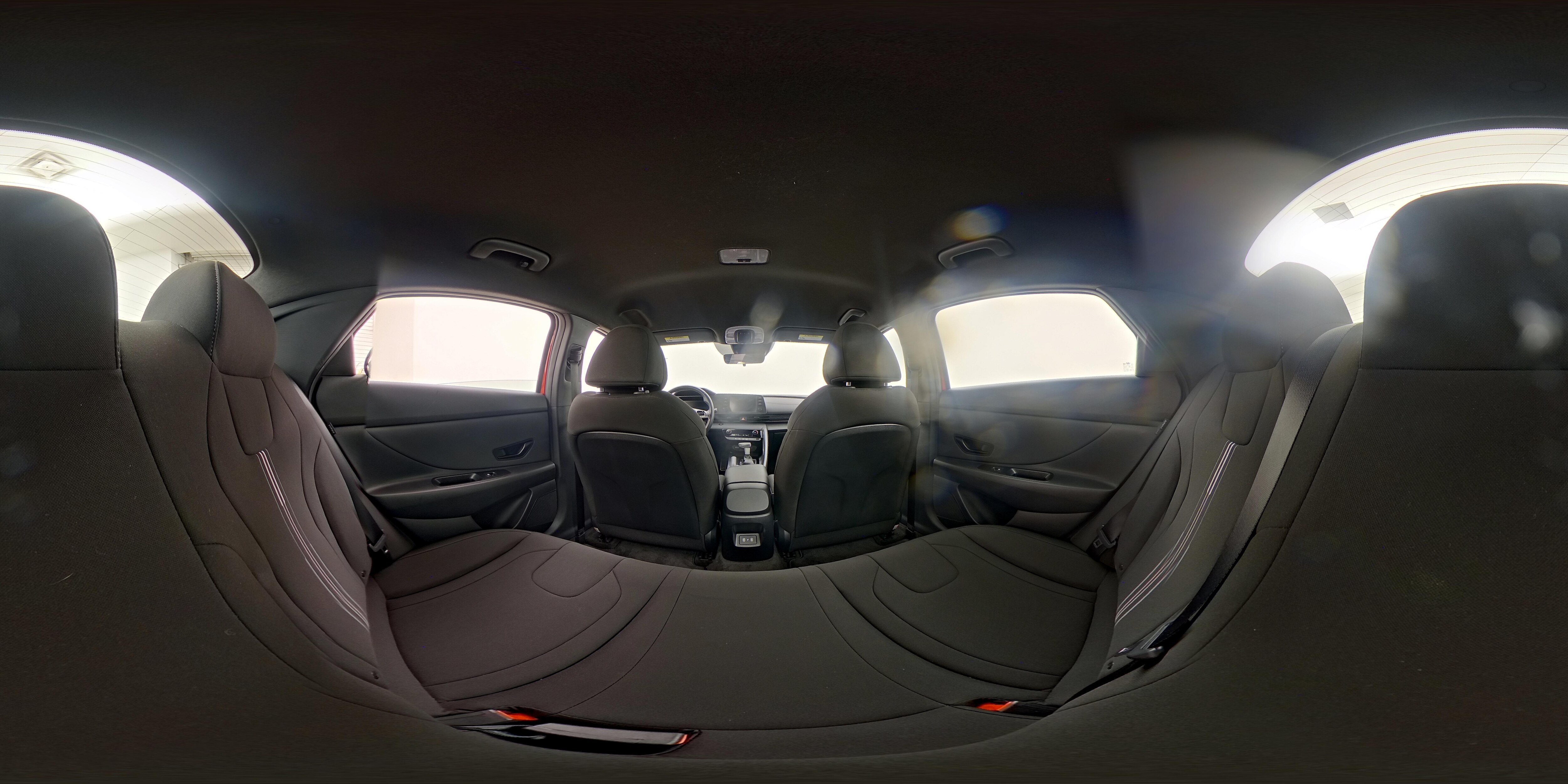 2025 Hyundai Elantra SEL - Photo 25