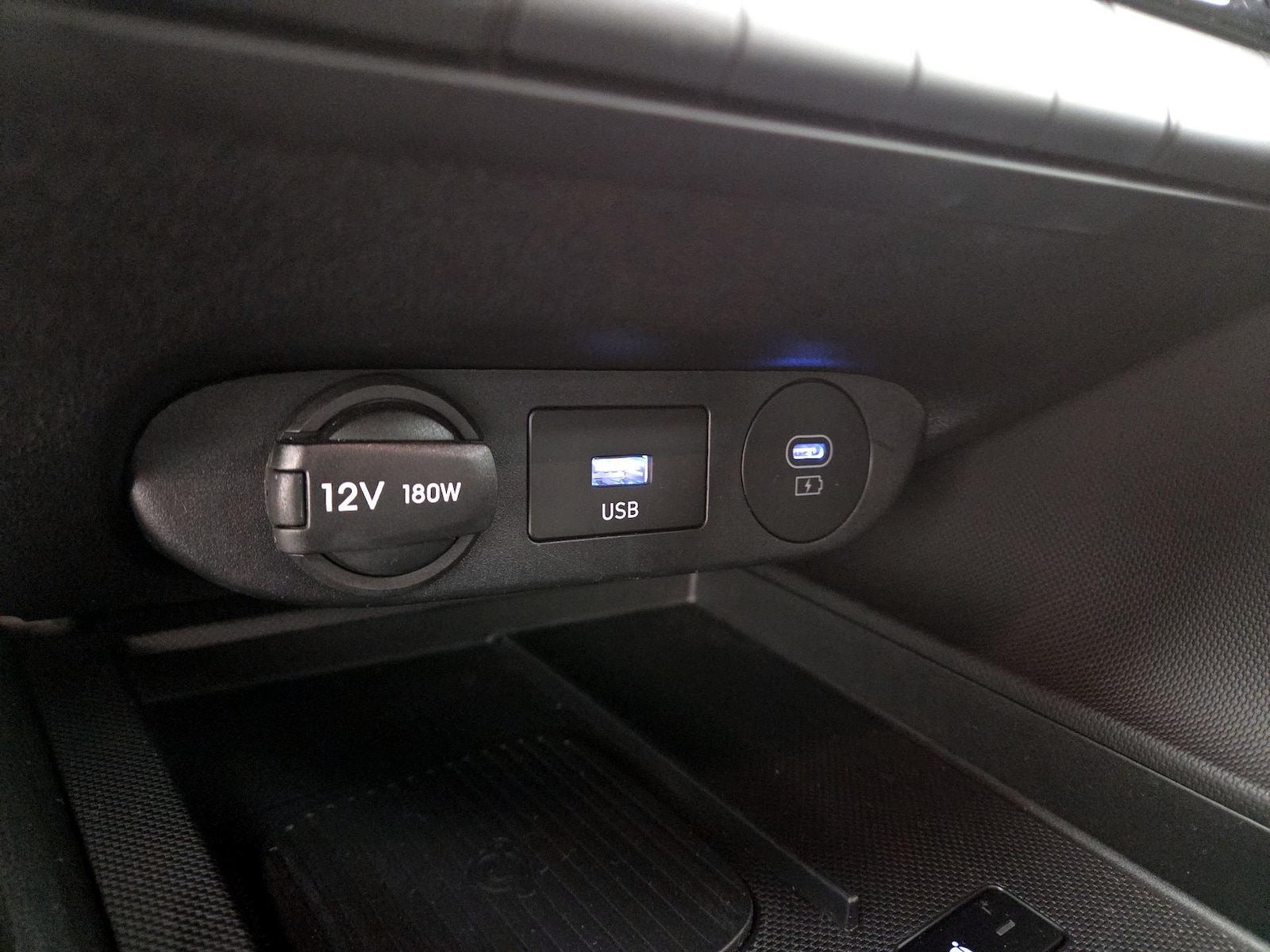 2025 Hyundai Elantra SEL - Photo 19