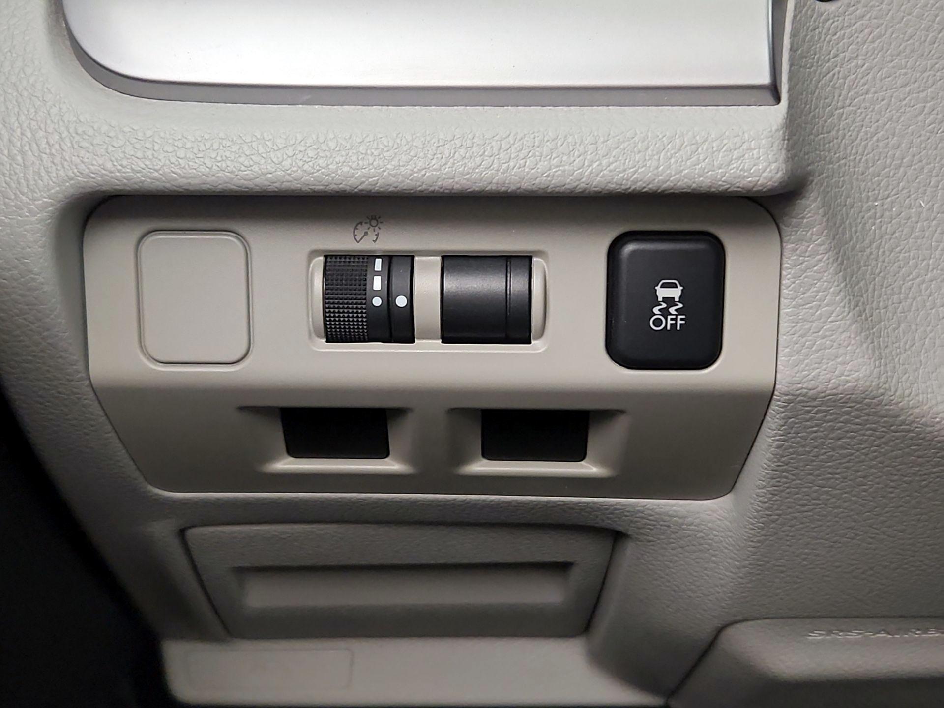 Thumbnail: 2018 Subaru Forester - 13
