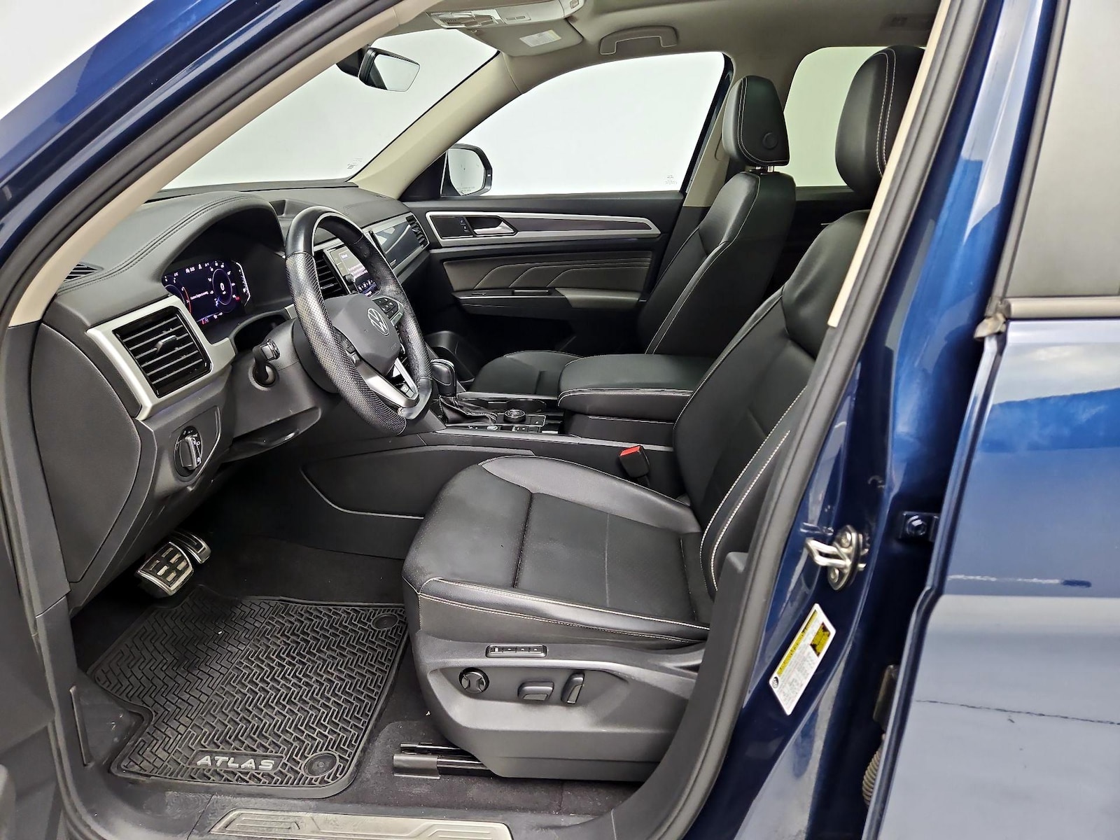 2023 Volkswagen Atlas SEL R-Line Black - Photo 12
