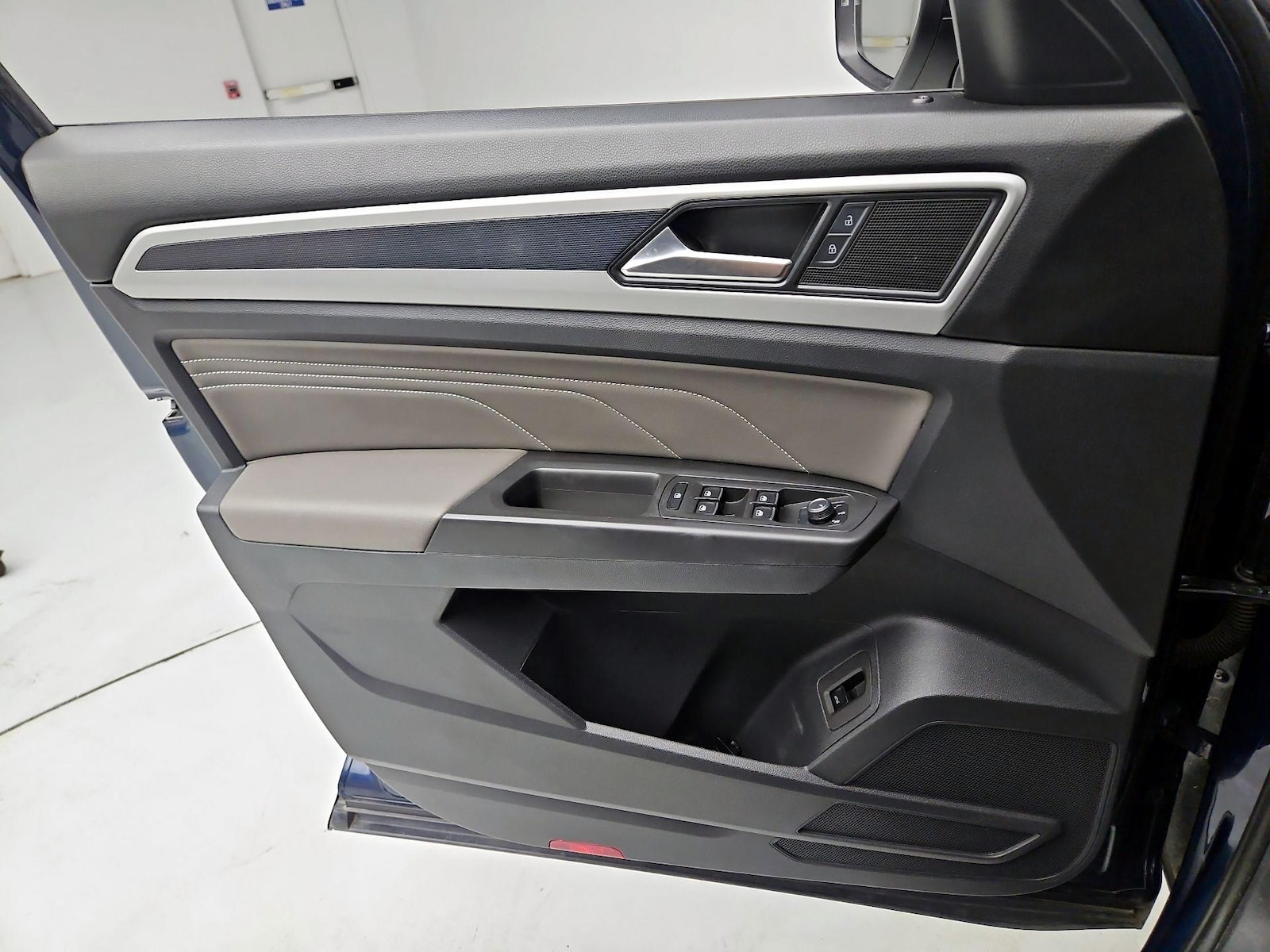 2023 Volkswagen Atlas SEL R-Line Black - Photo 13