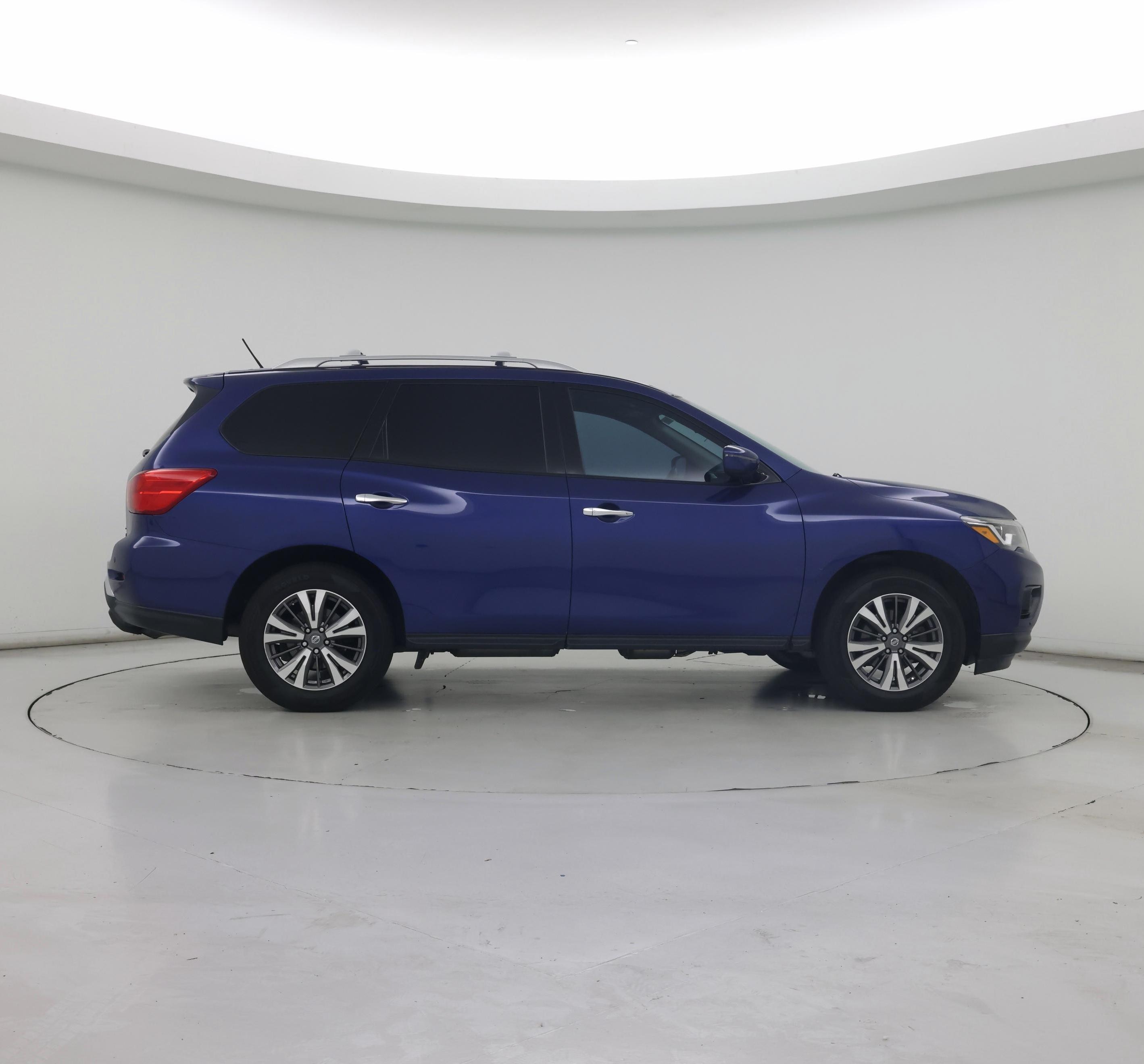 Thumbnail: 2018 Nissan Pathfinder - 7
