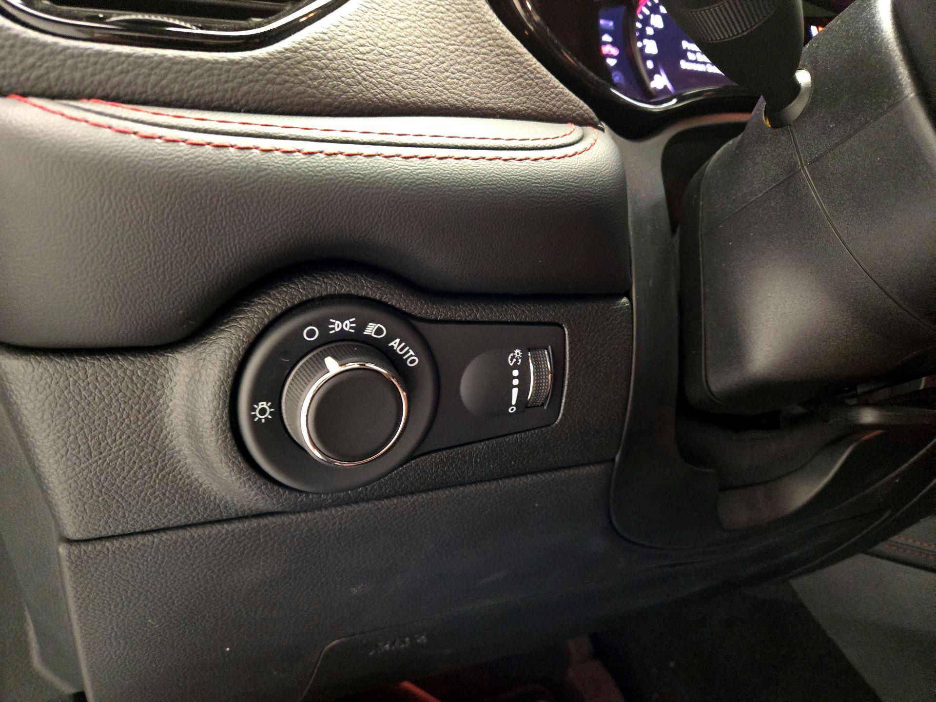 Thumbnail: 2023 Dodge Durango - 11