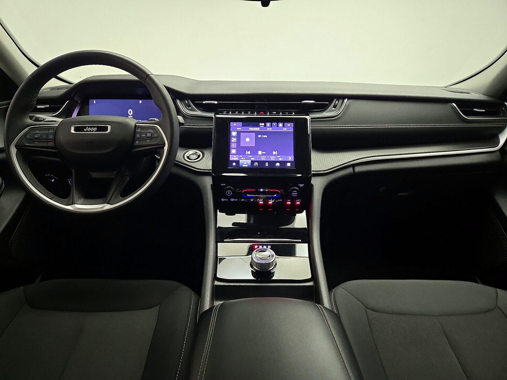 Thumbnail: 2023 Jeep Grand Cherokee - 8