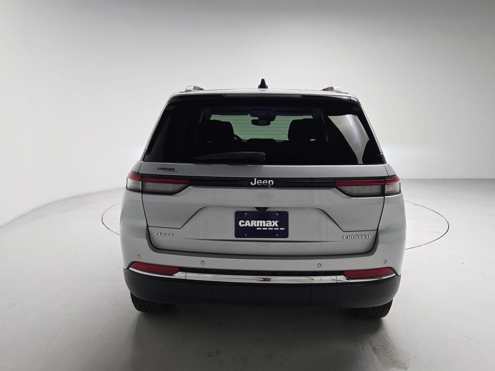 Thumbnail: 2023 Jeep Grand Cherokee - 6