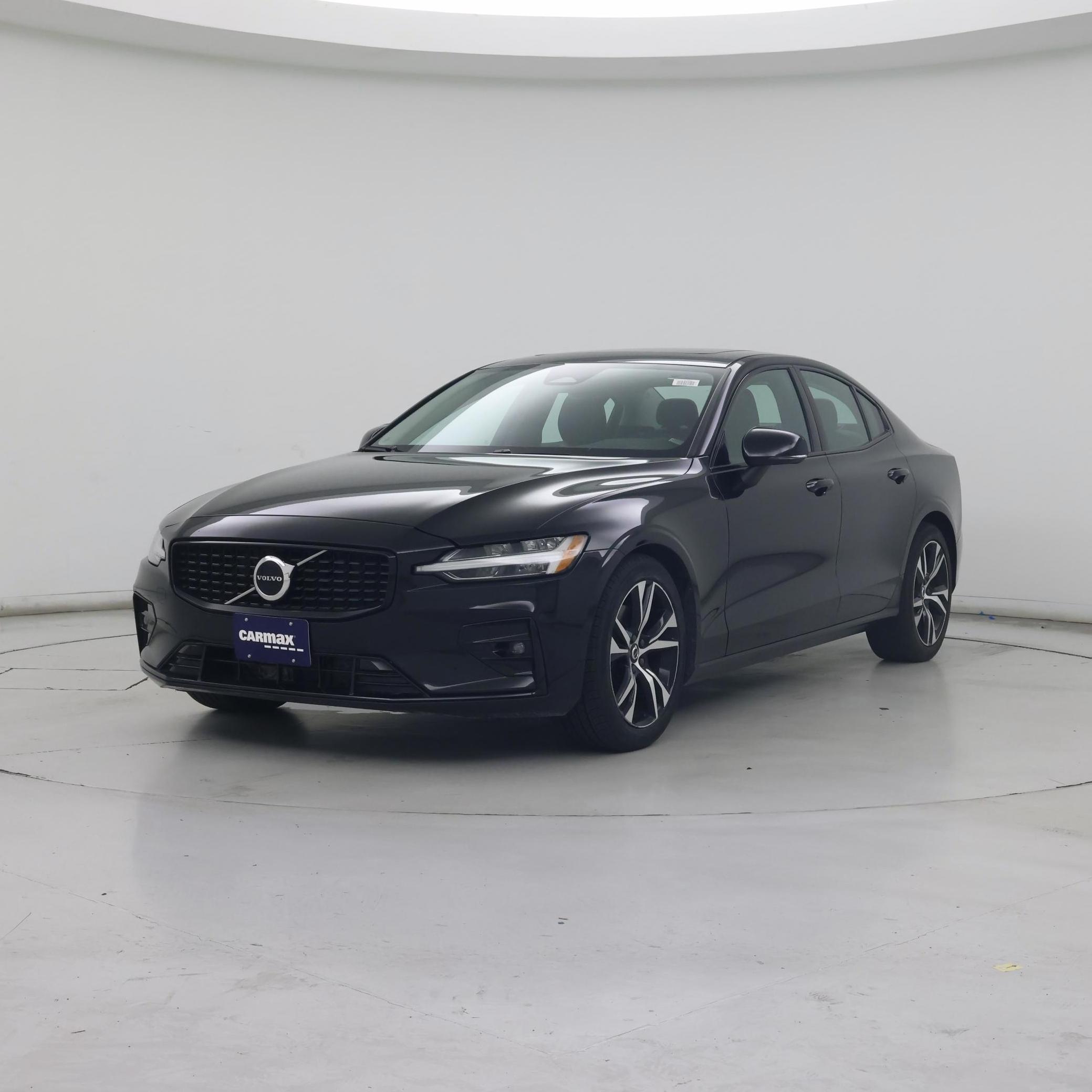 Thumbnail: 2024 Volvo S60 - 4