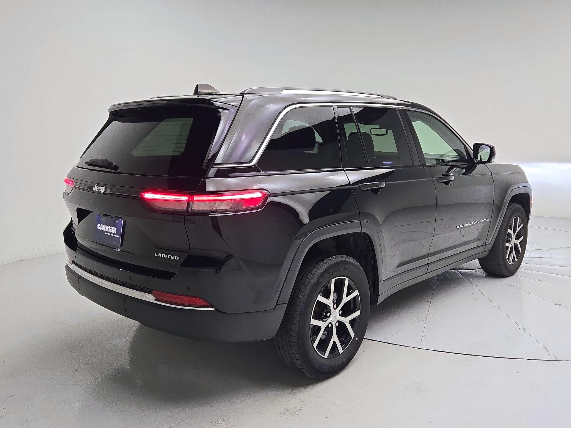 Thumbnail: 2023 Jeep Grand Cherokee - 5