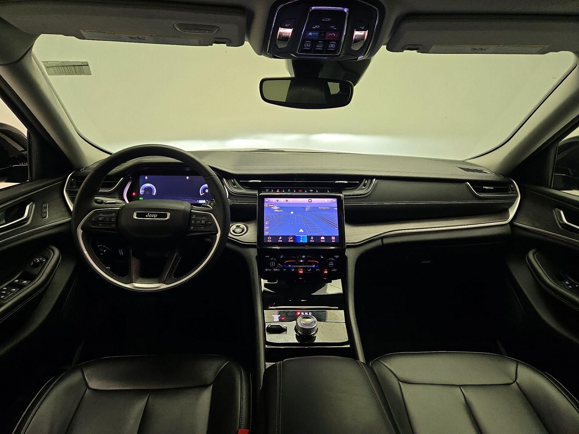 Thumbnail: 2023 Jeep Grand Cherokee - 8