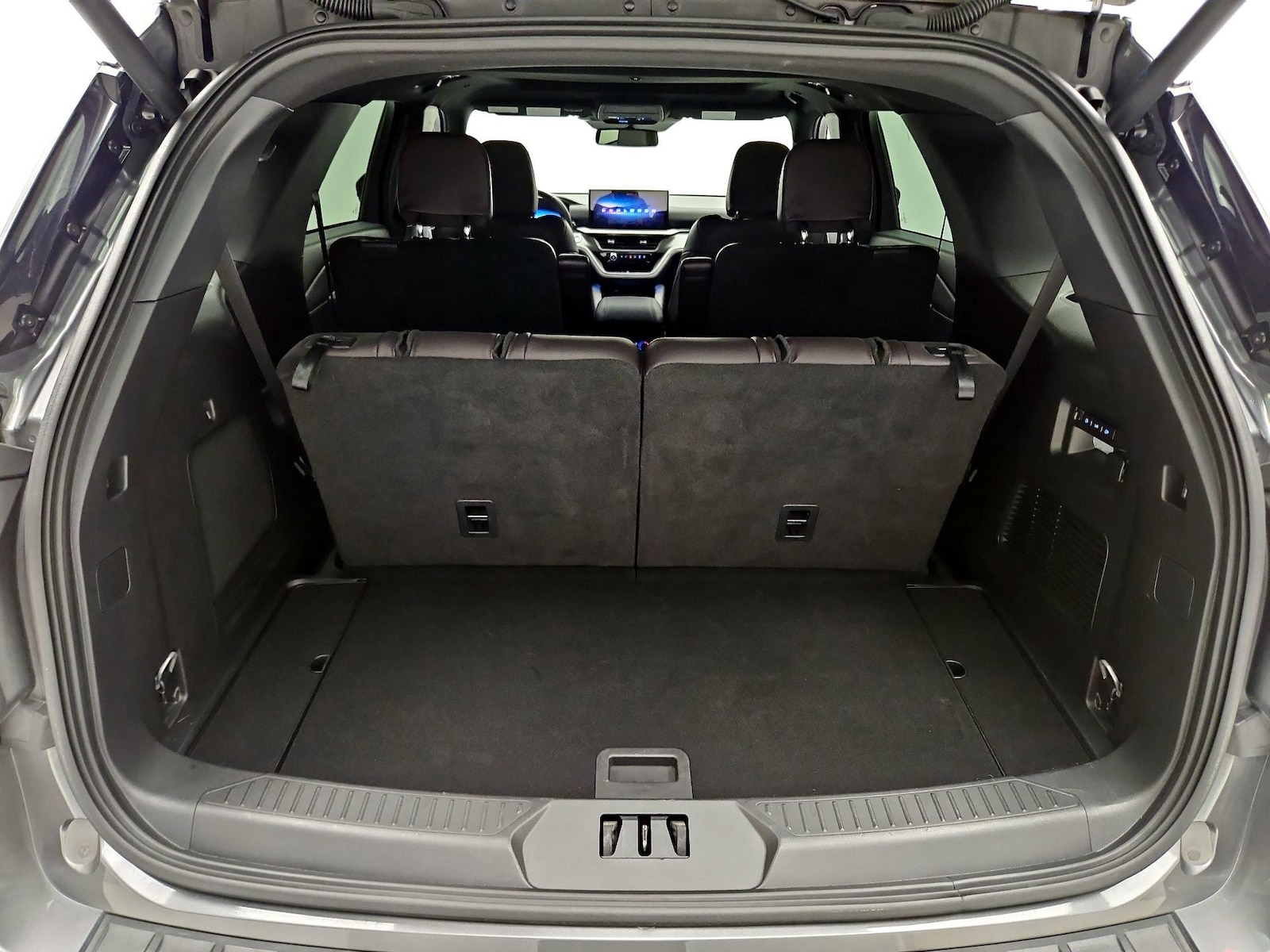 2025 Ford Explorer Platinum - Photo 19