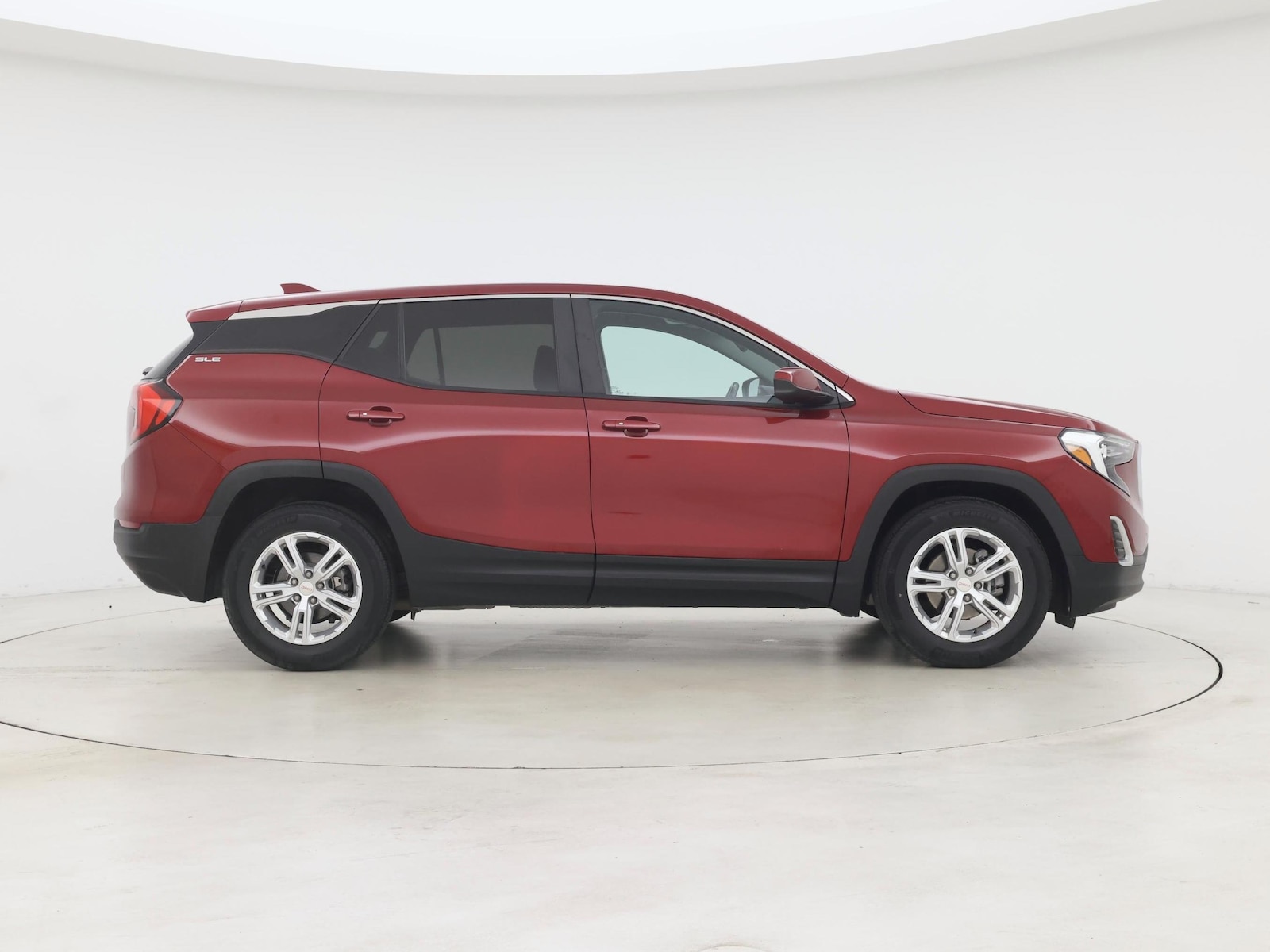 2021 GMC Terrain SLE - Photo 8