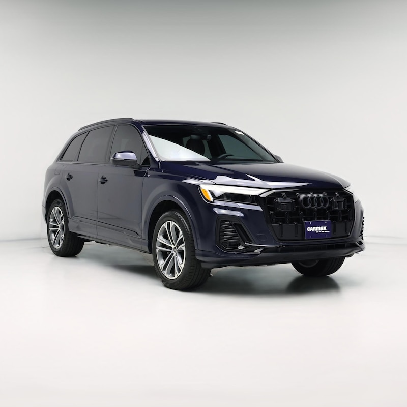 2026 Audi Q7 Premium Plus