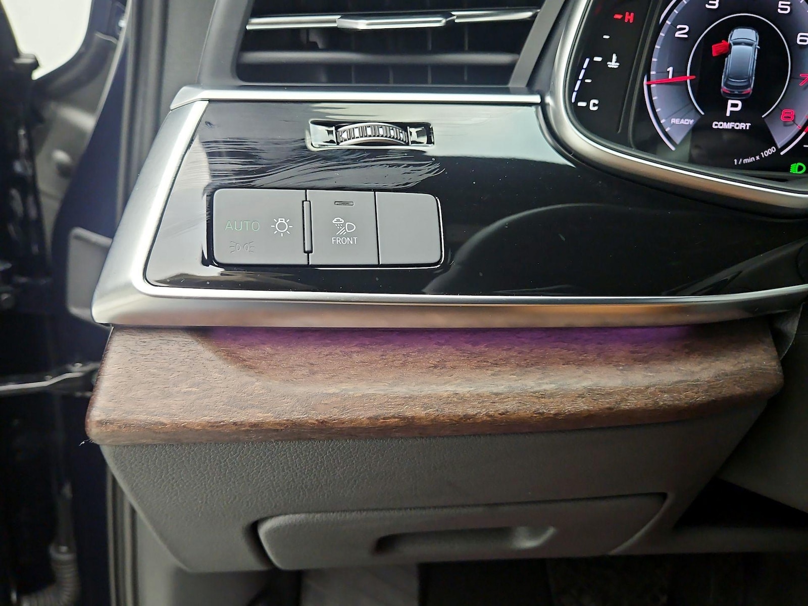 2026 Audi Q7 Premium - Photo 14