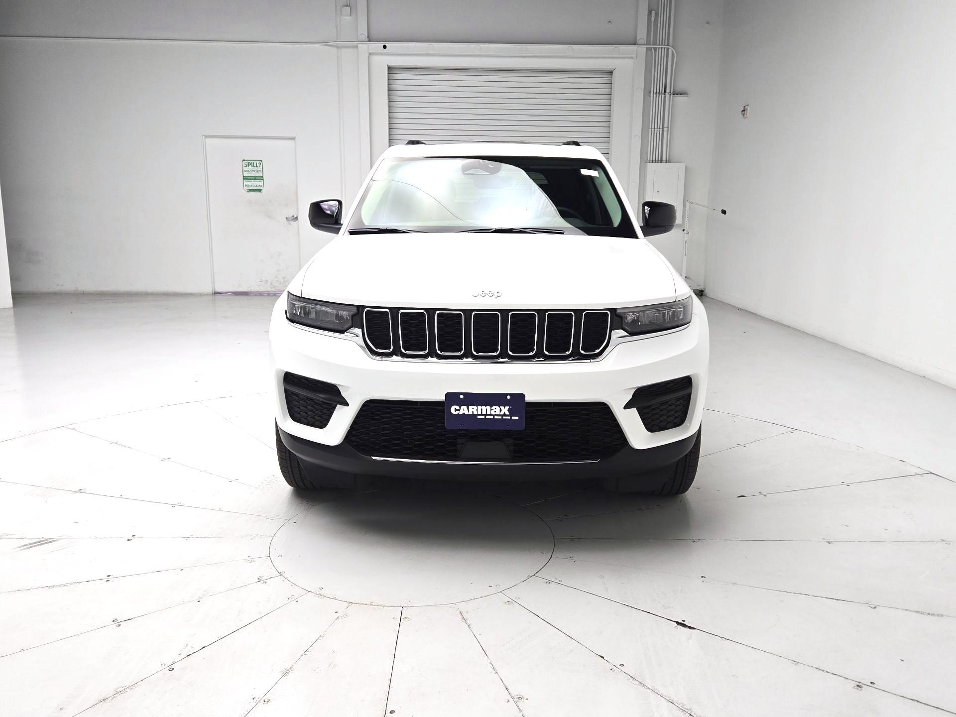 Thumbnail: 2023 Jeep Grand Cherokee - 2