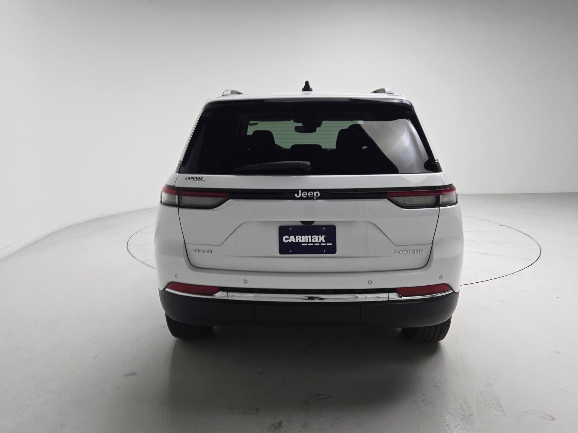 Thumbnail: 2023 Jeep Grand Cherokee - 6