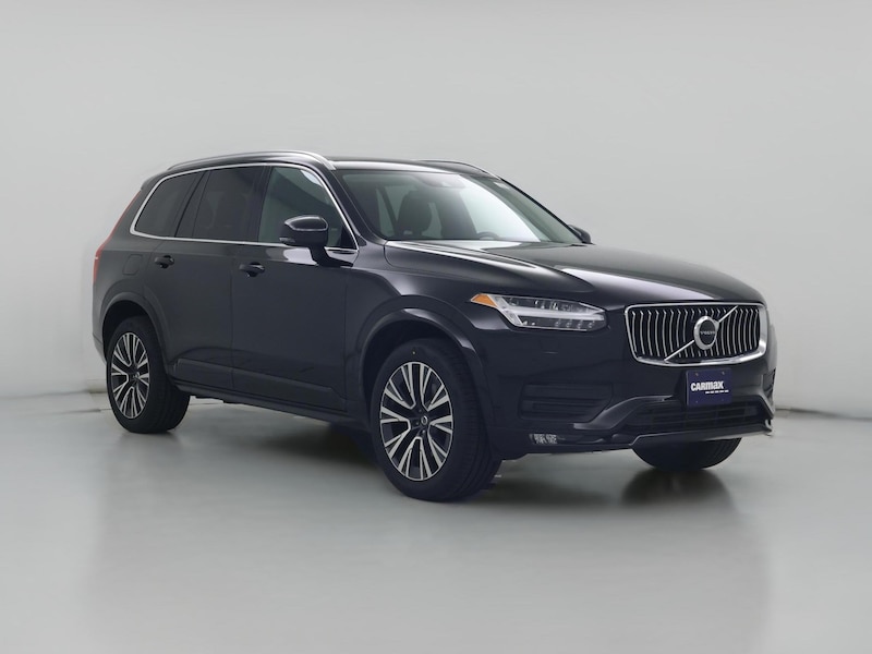 2022 Volvo XC90 T6 Momentum
