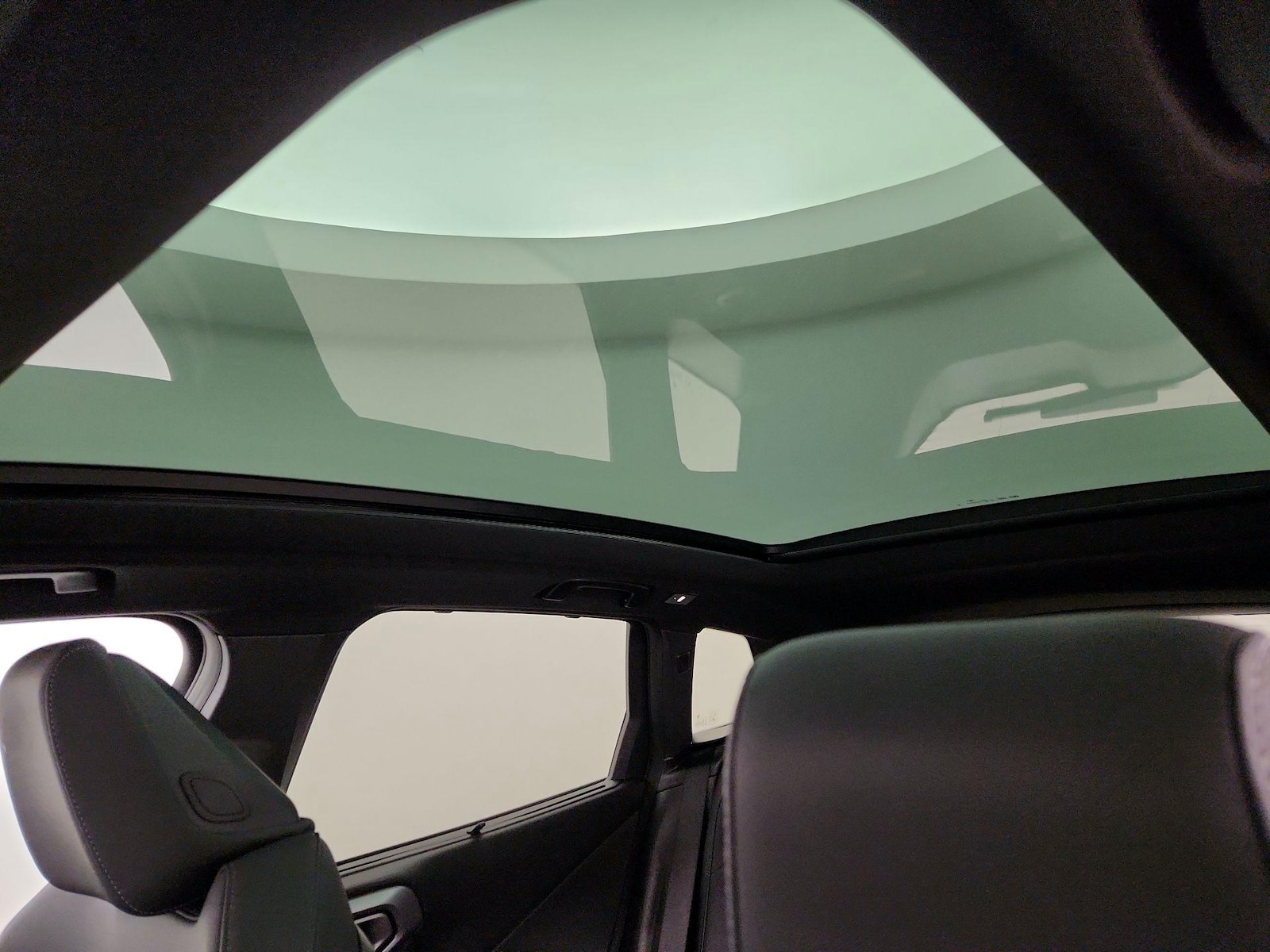 Skylight(s) & Overhead Airbags