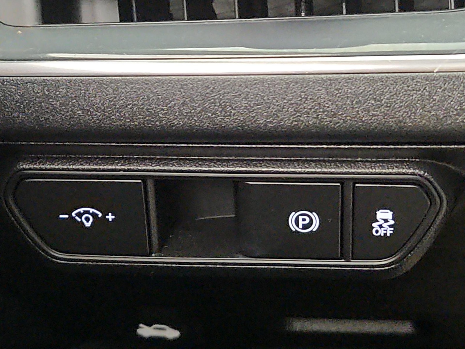 2025 Kia K4 EX - Photo 14