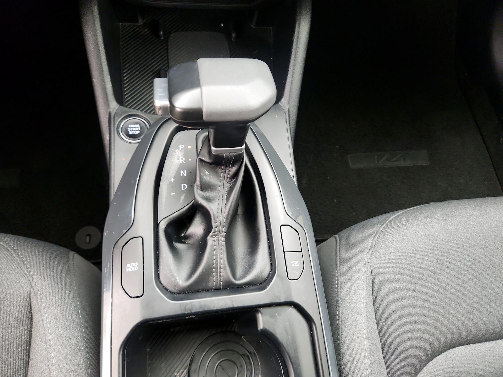 2025 Kia K4 EX - Photo 18