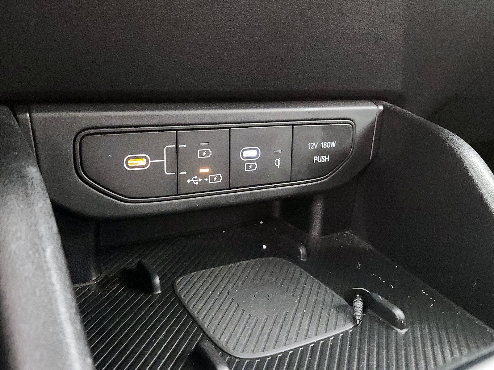 2025 Kia K4 EX - Photo 19