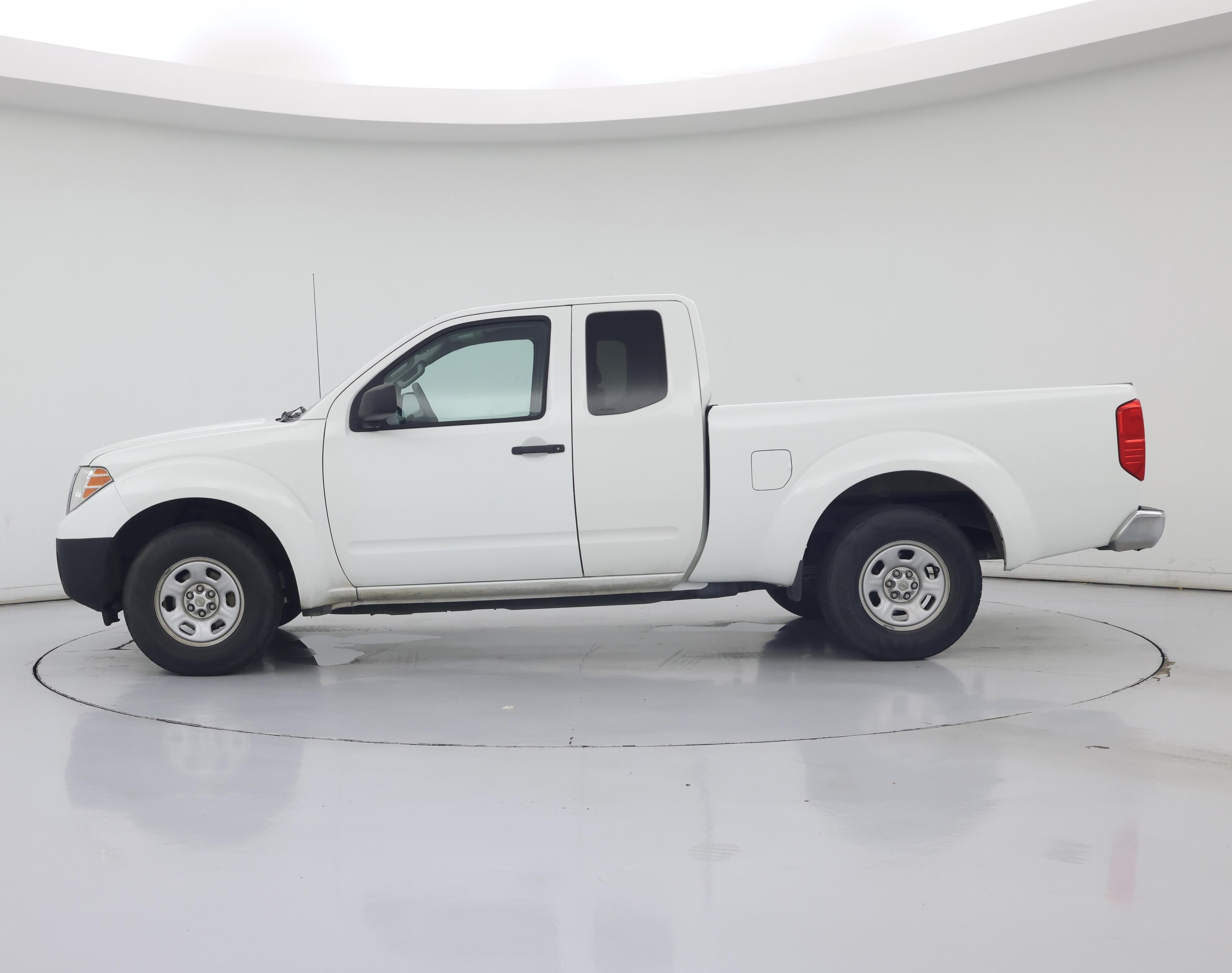 Thumbnail: 2016 Nissan Frontier - 3