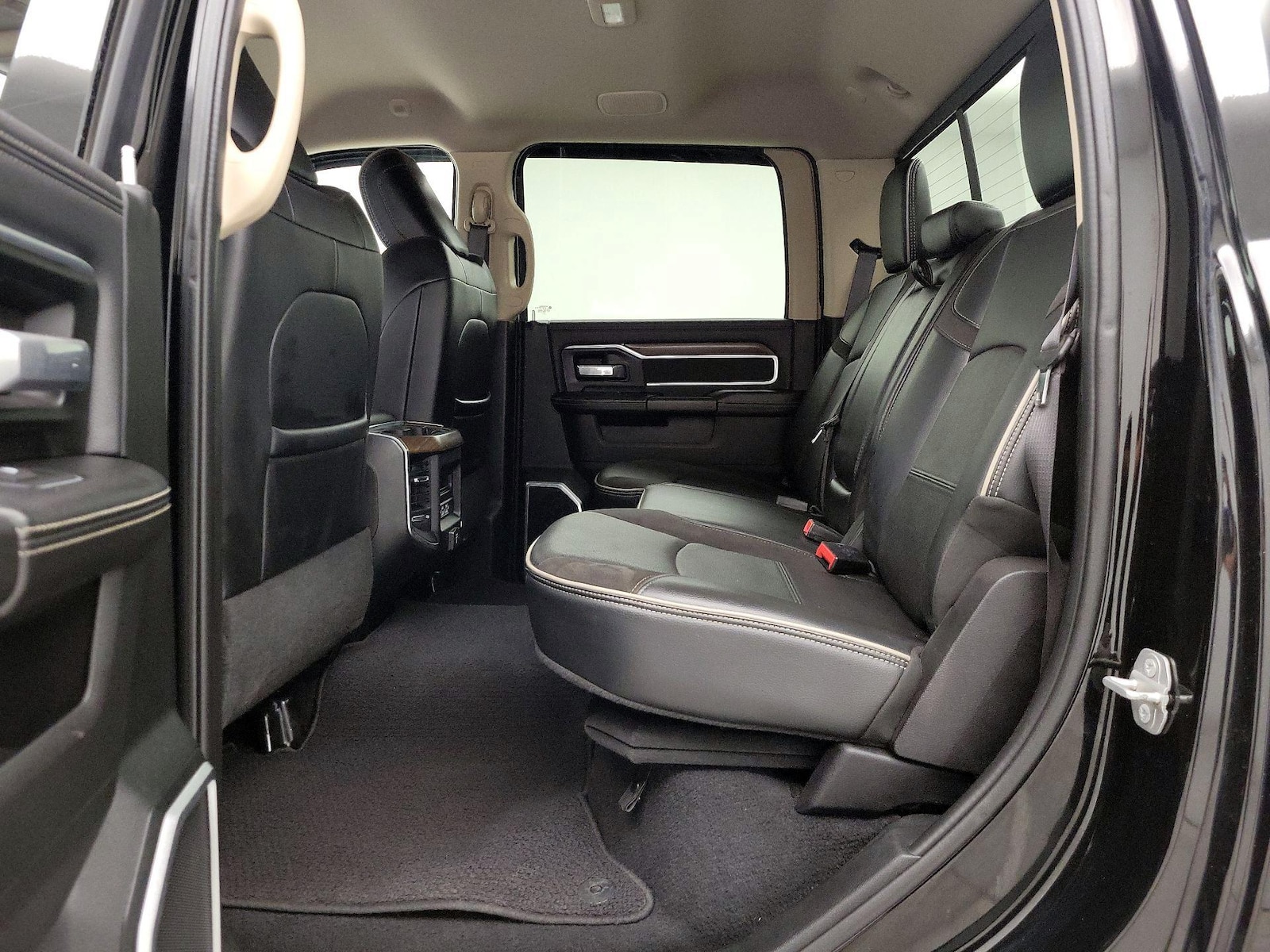 2022 RAM Ram 3500 Pickup Laramie - Photo 20