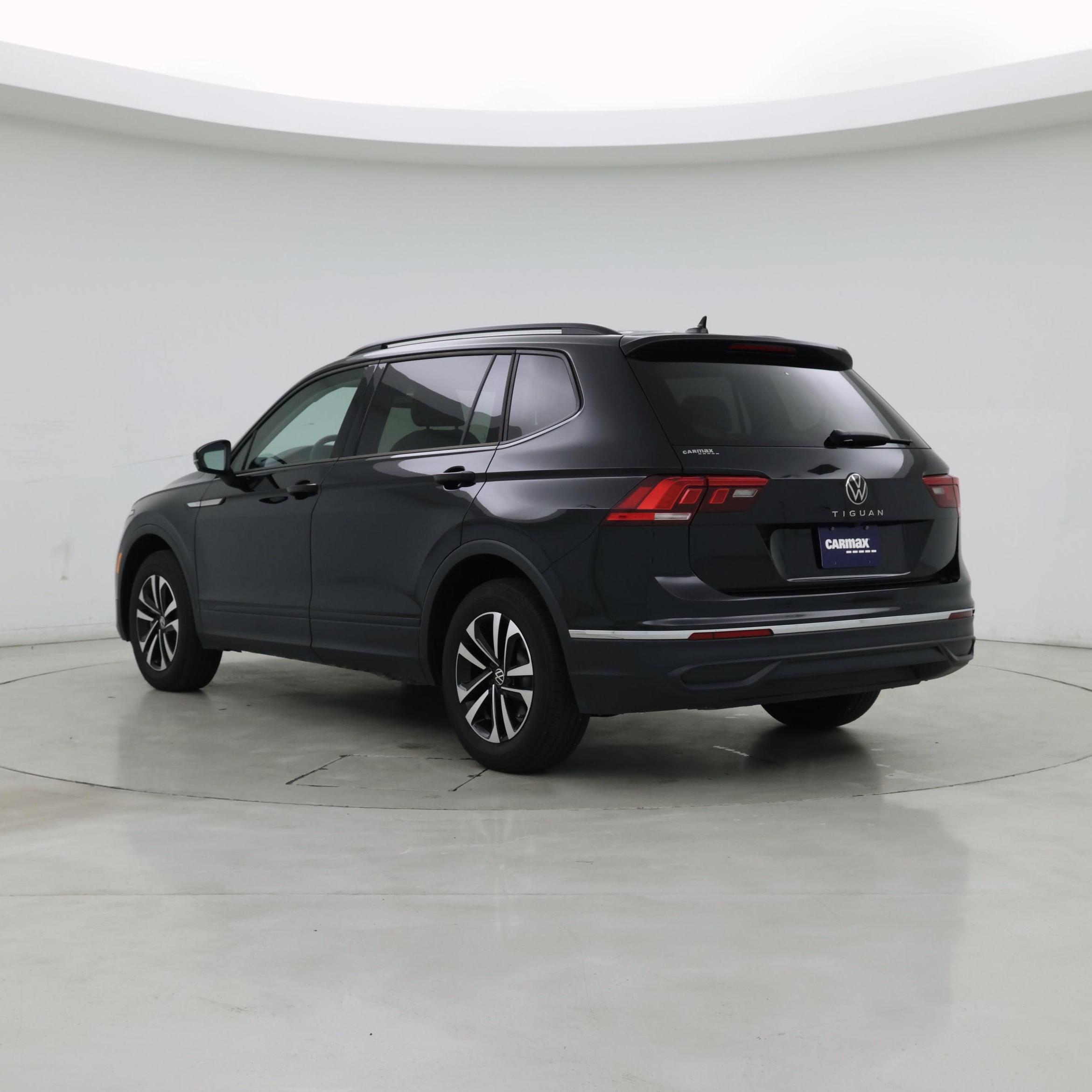 Thumbnail: 2023 Volkswagen Tiguan - 2