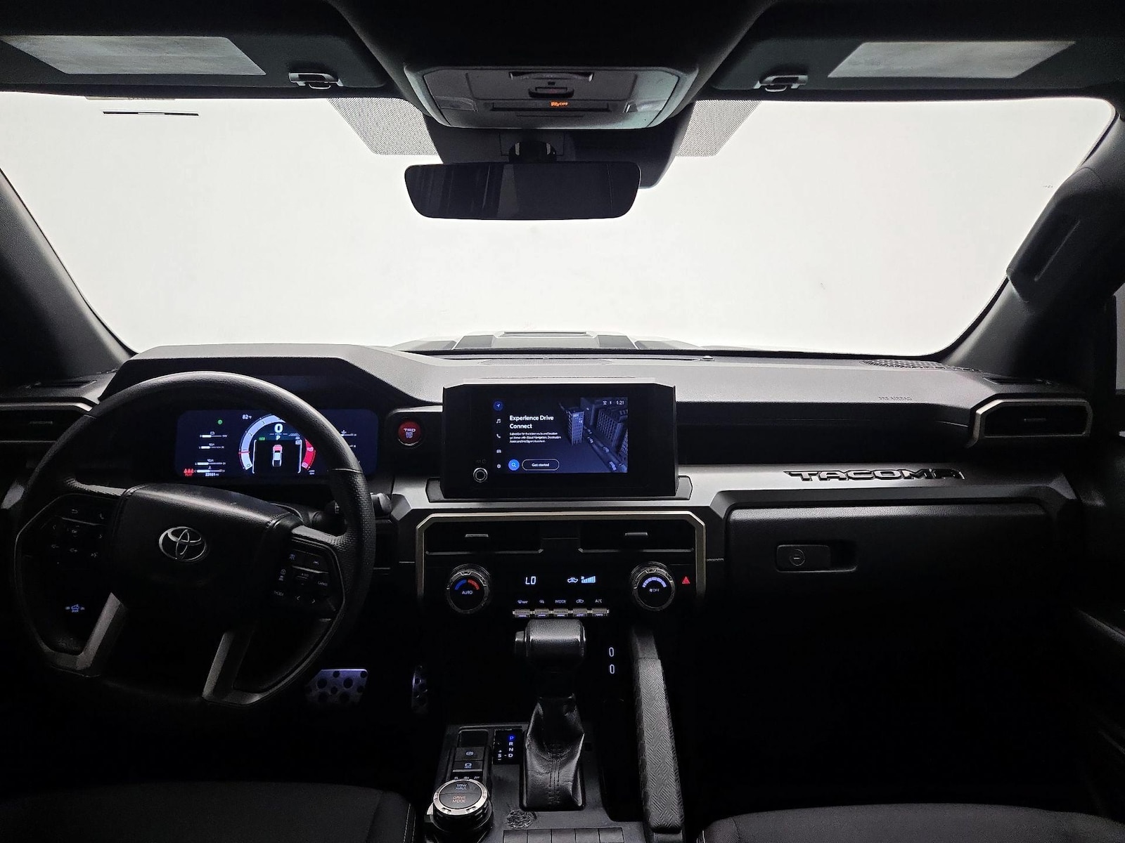 2025 Toyota Tacoma TRD Sport - Photo 10