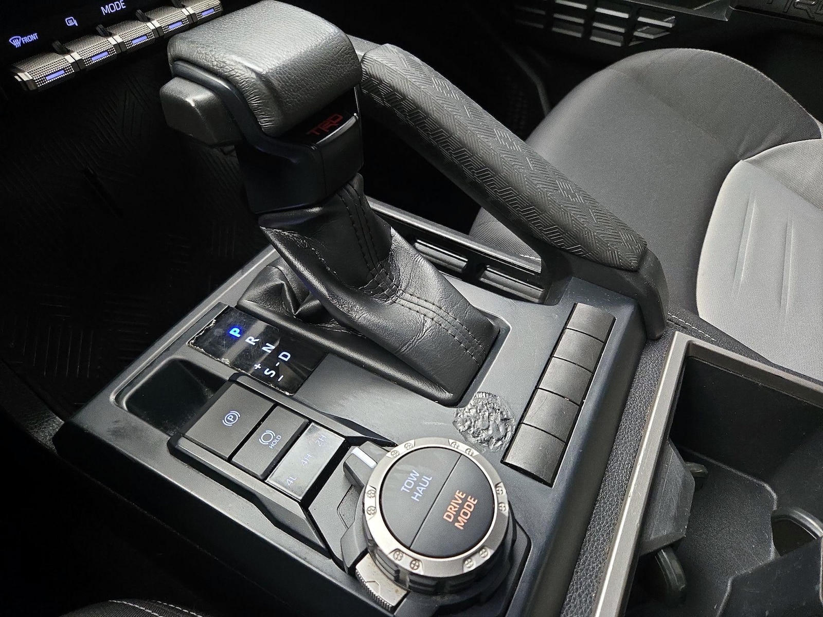 2025 Toyota Tacoma TRD Sport - Photo 18