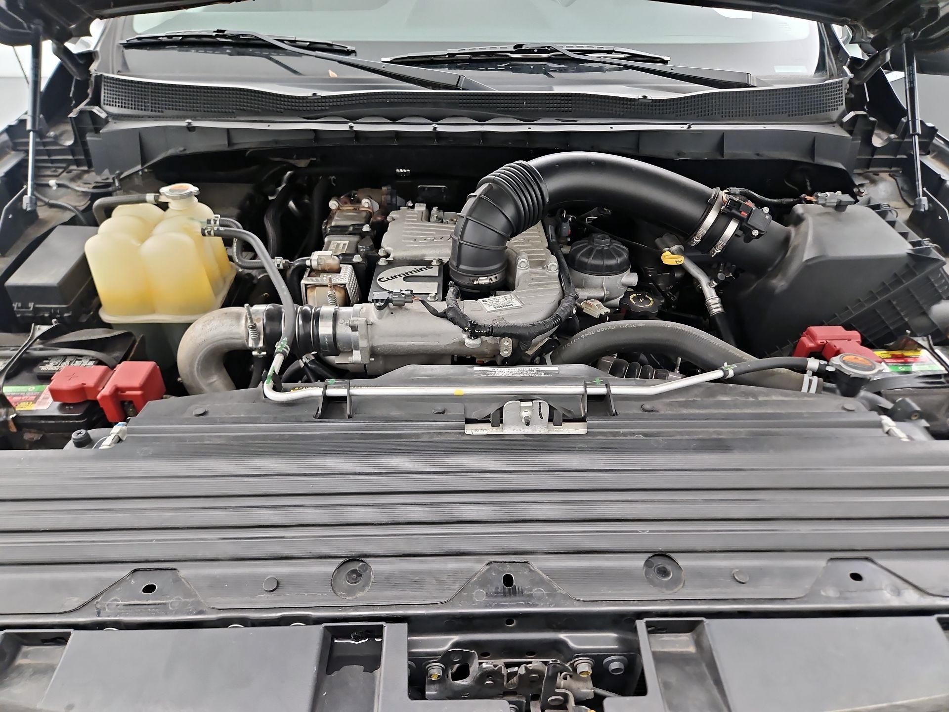 Thumbnail: 2017 Nissan Titan - 17