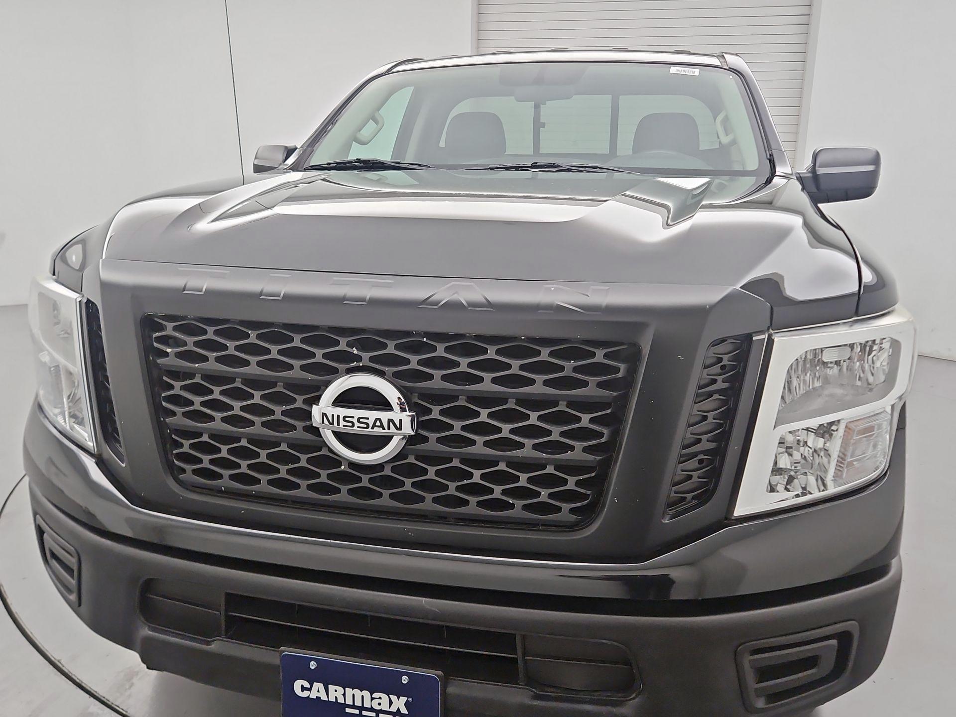 Thumbnail: 2017 Nissan Titan - 2