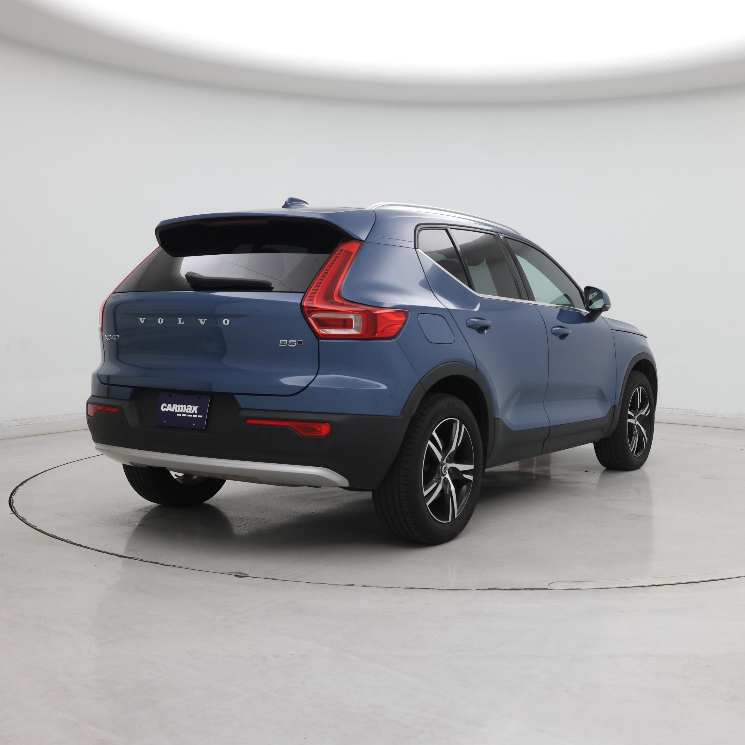 Thumbnail: 2025 Volvo XC40 - 8