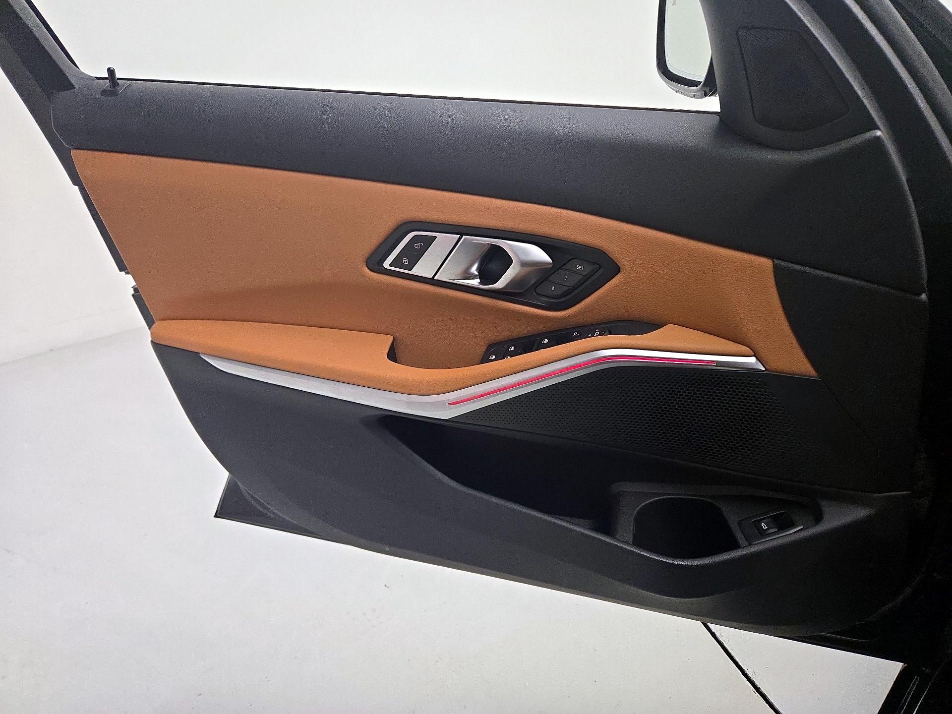 Thumbnail: 2023 BMW 3 Series - 10