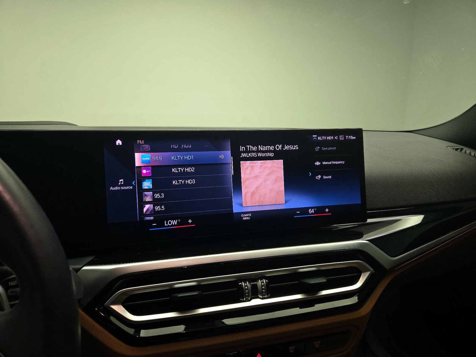 2023 BMW 3 Series 330i - Photo 15