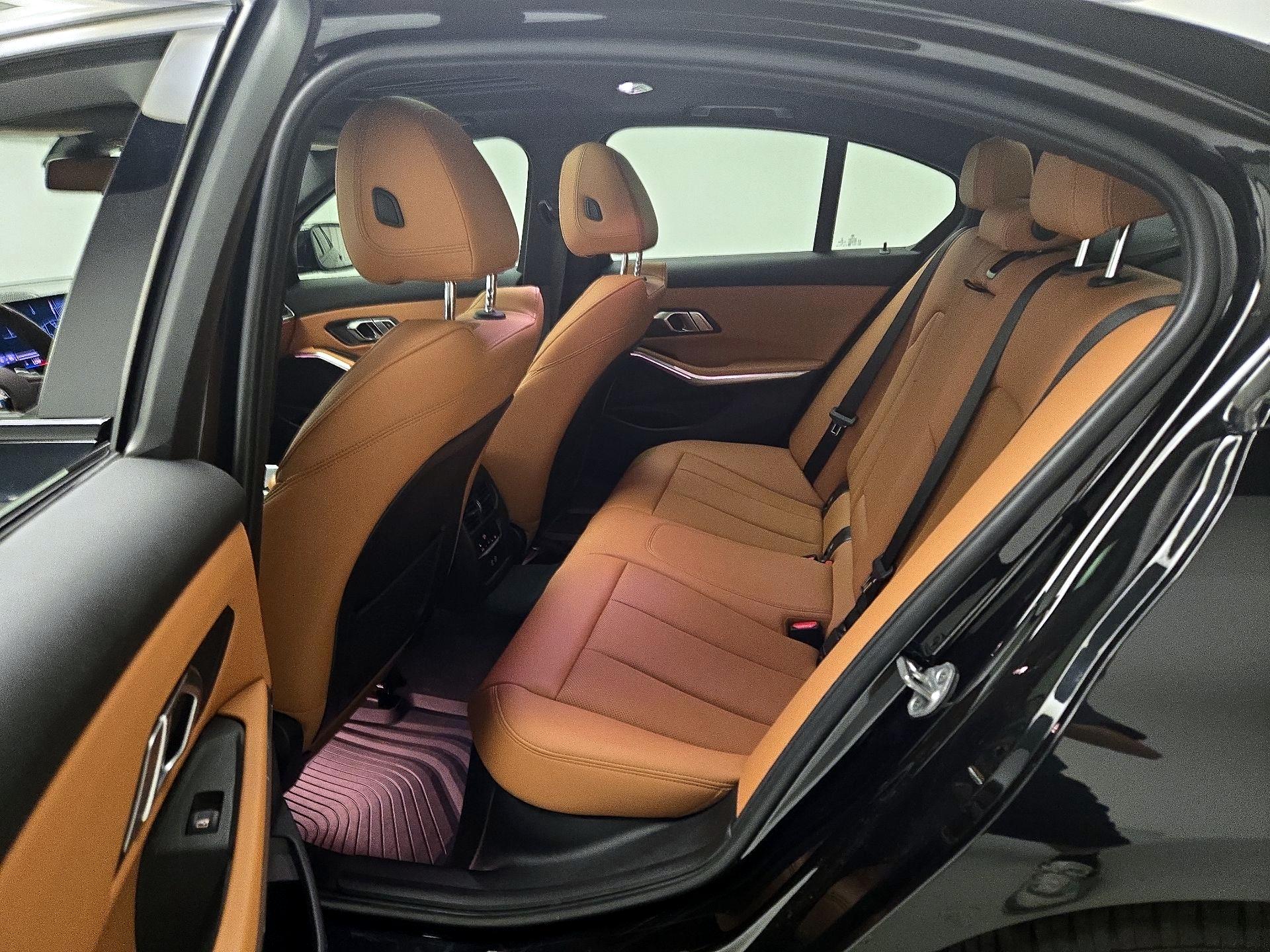 Thumbnail: 2023 BMW 3 Series - 19