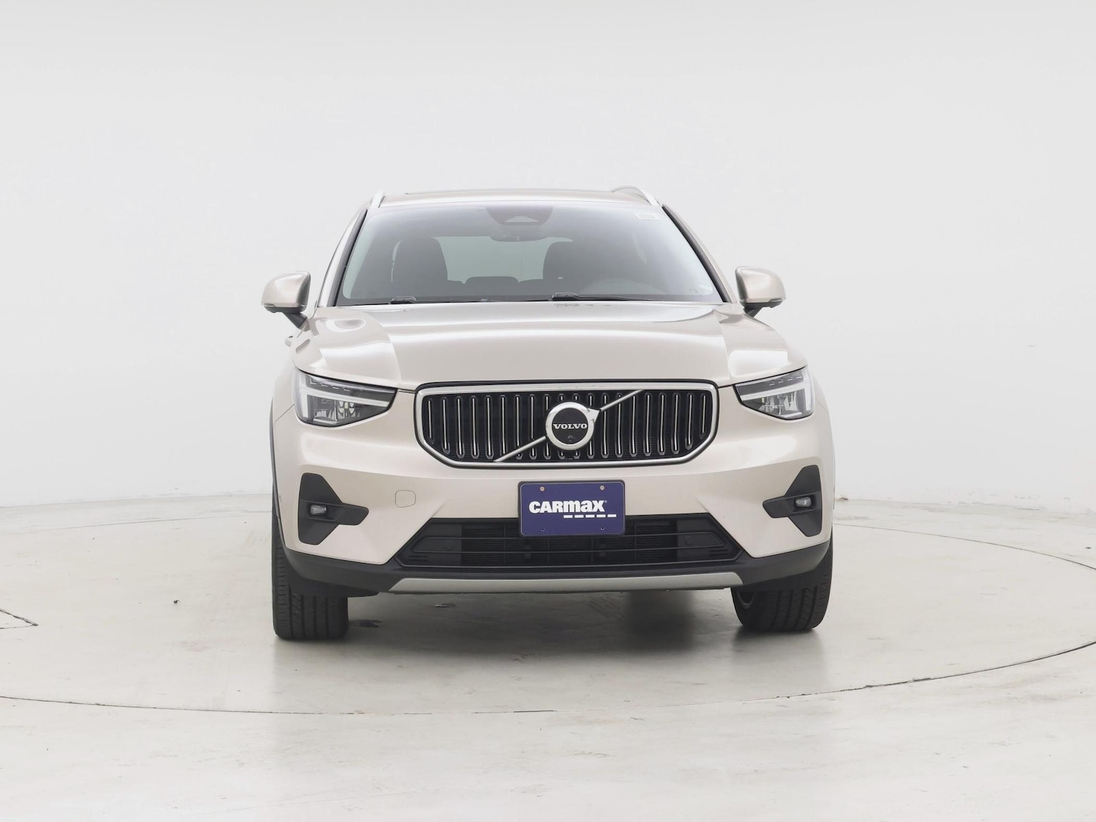 2023 Volvo XC40 Plus - Photo 6
