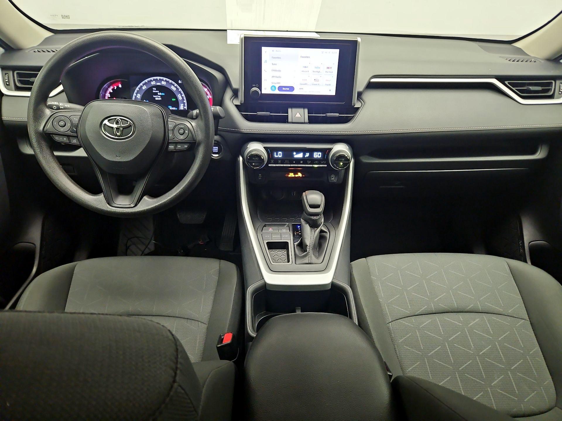 Thumbnail: 2025 Toyota RAV4 - 9