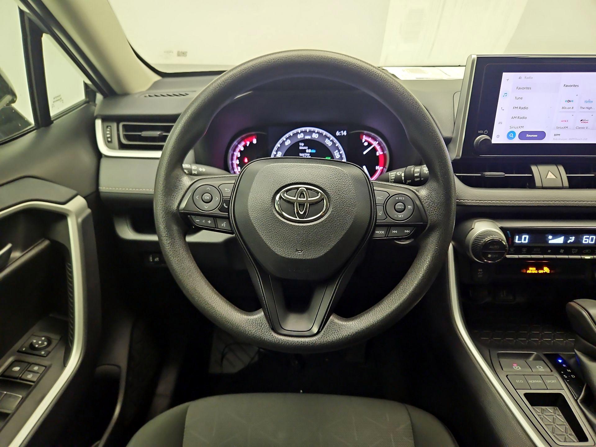 Thumbnail: 2025 Toyota RAV4 - 10