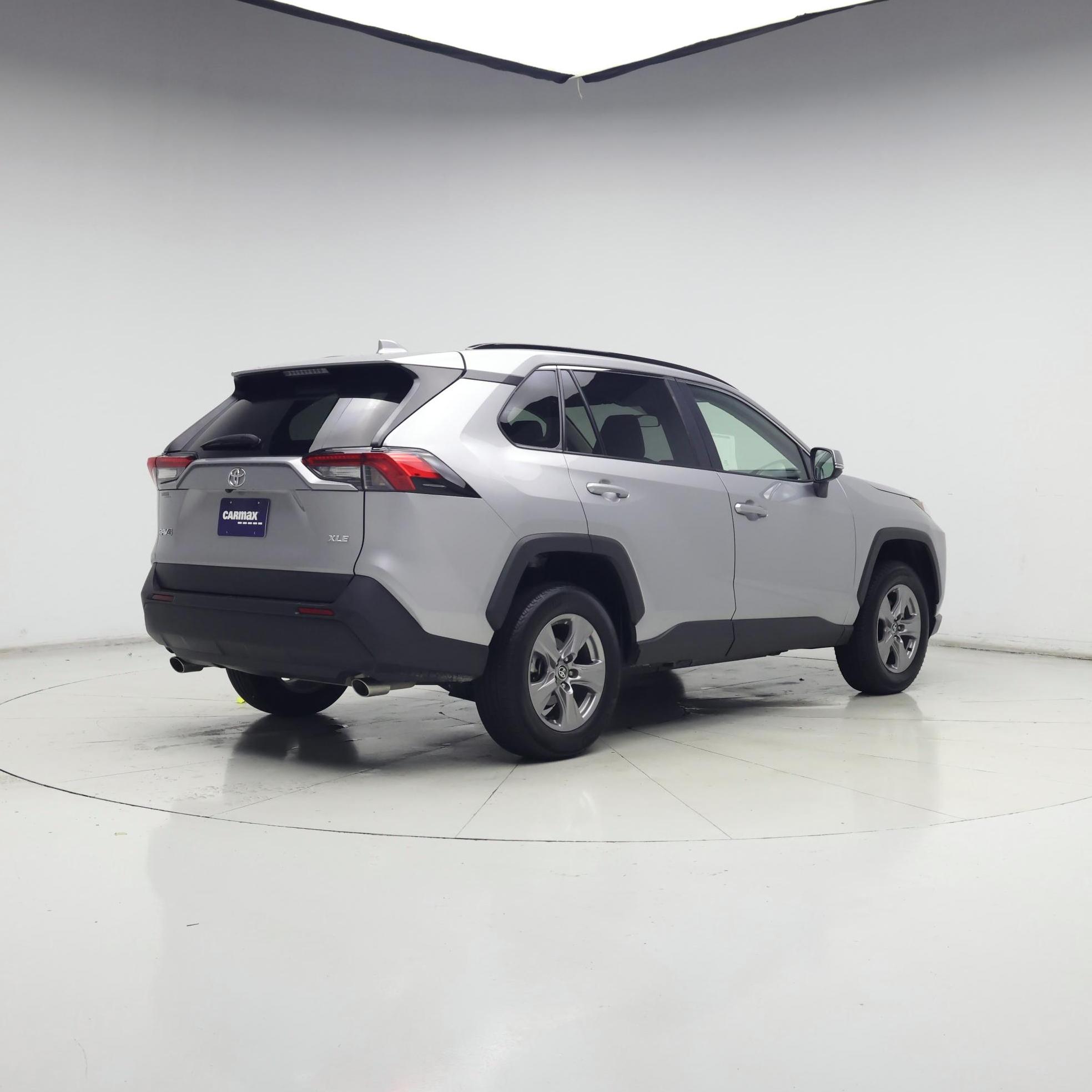 Thumbnail: 2025 Toyota RAV4 - 8