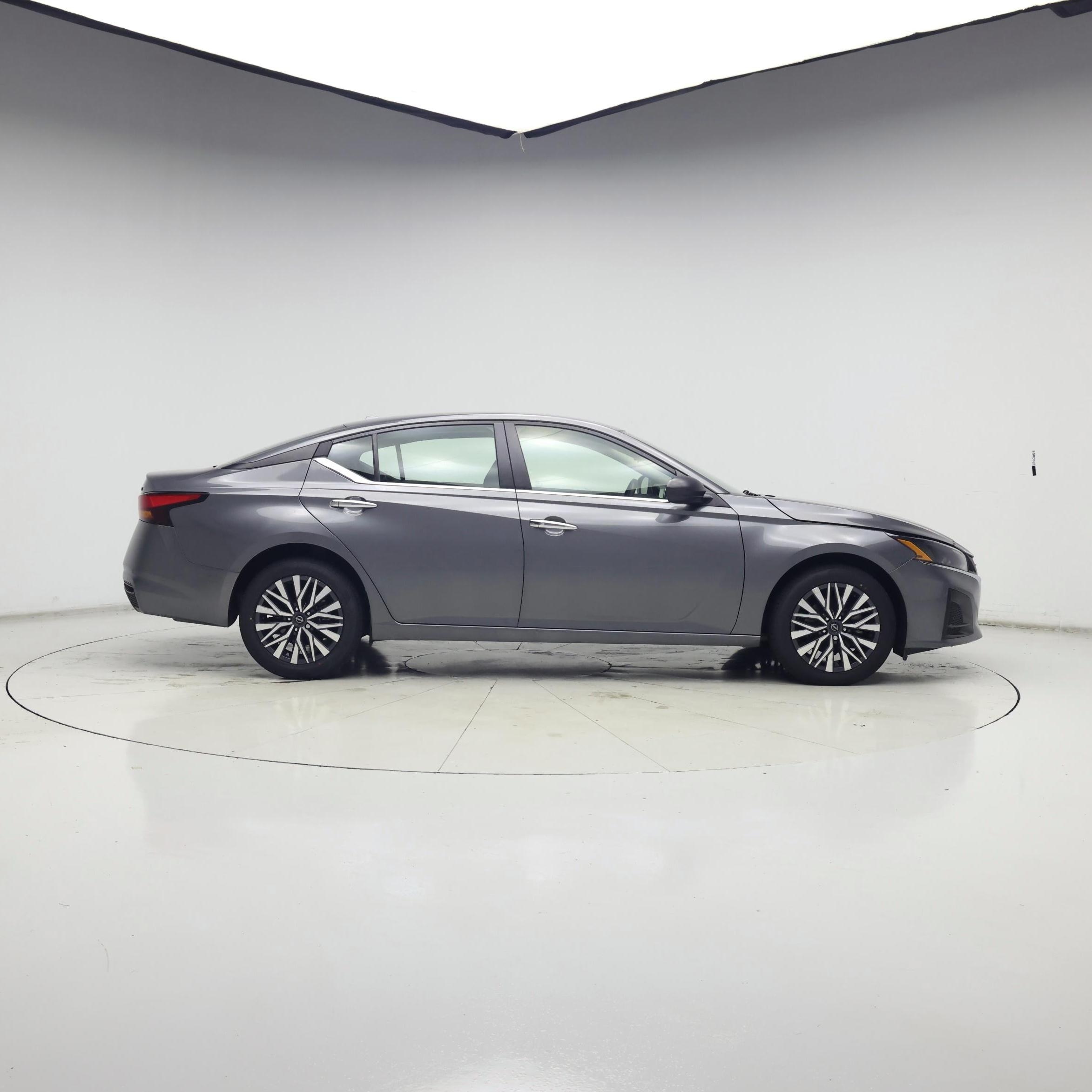 Thumbnail: 2024 Nissan Altima - 7