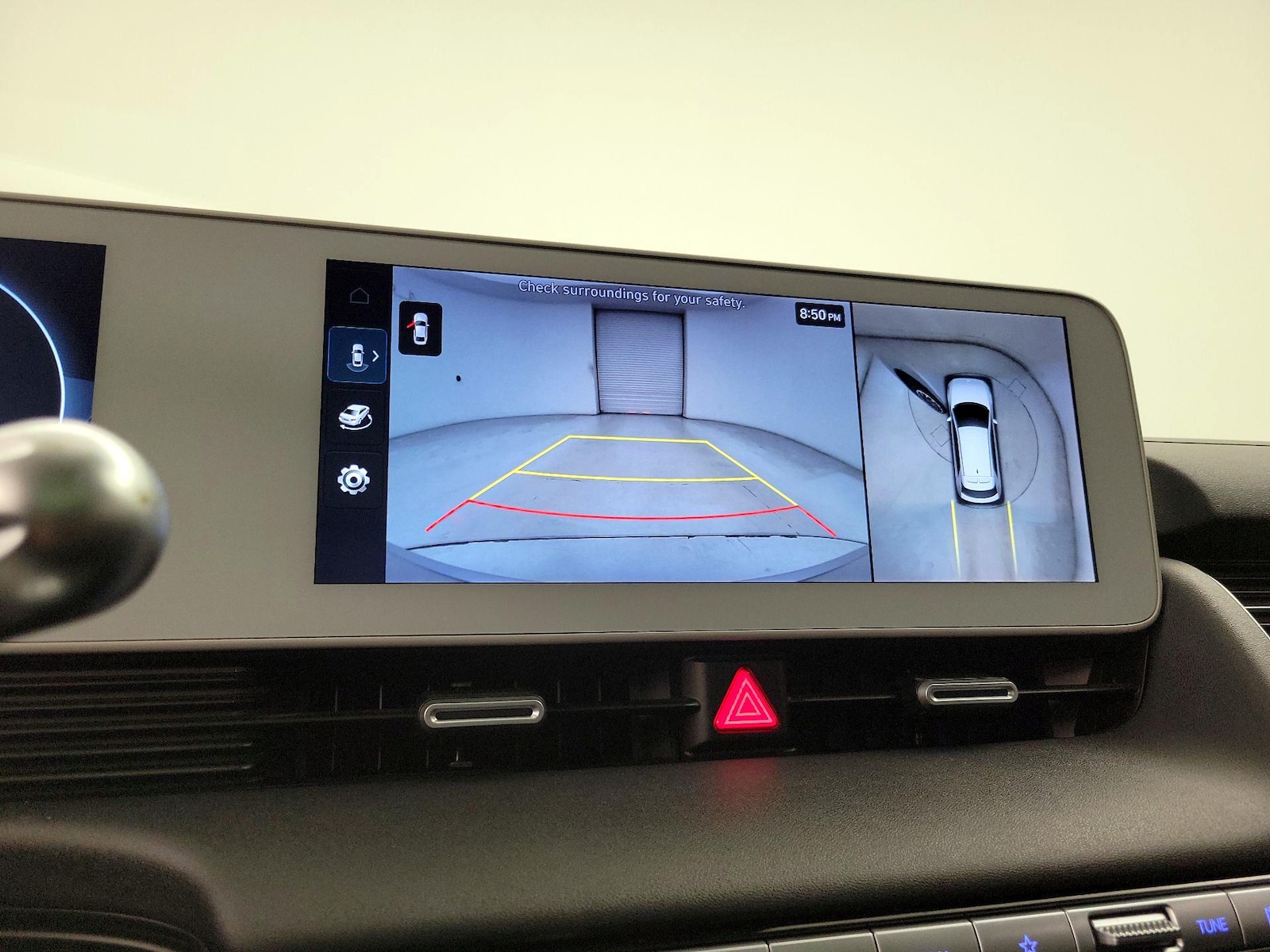2024 Hyundai IONIQ 5 Limited - Photo 16