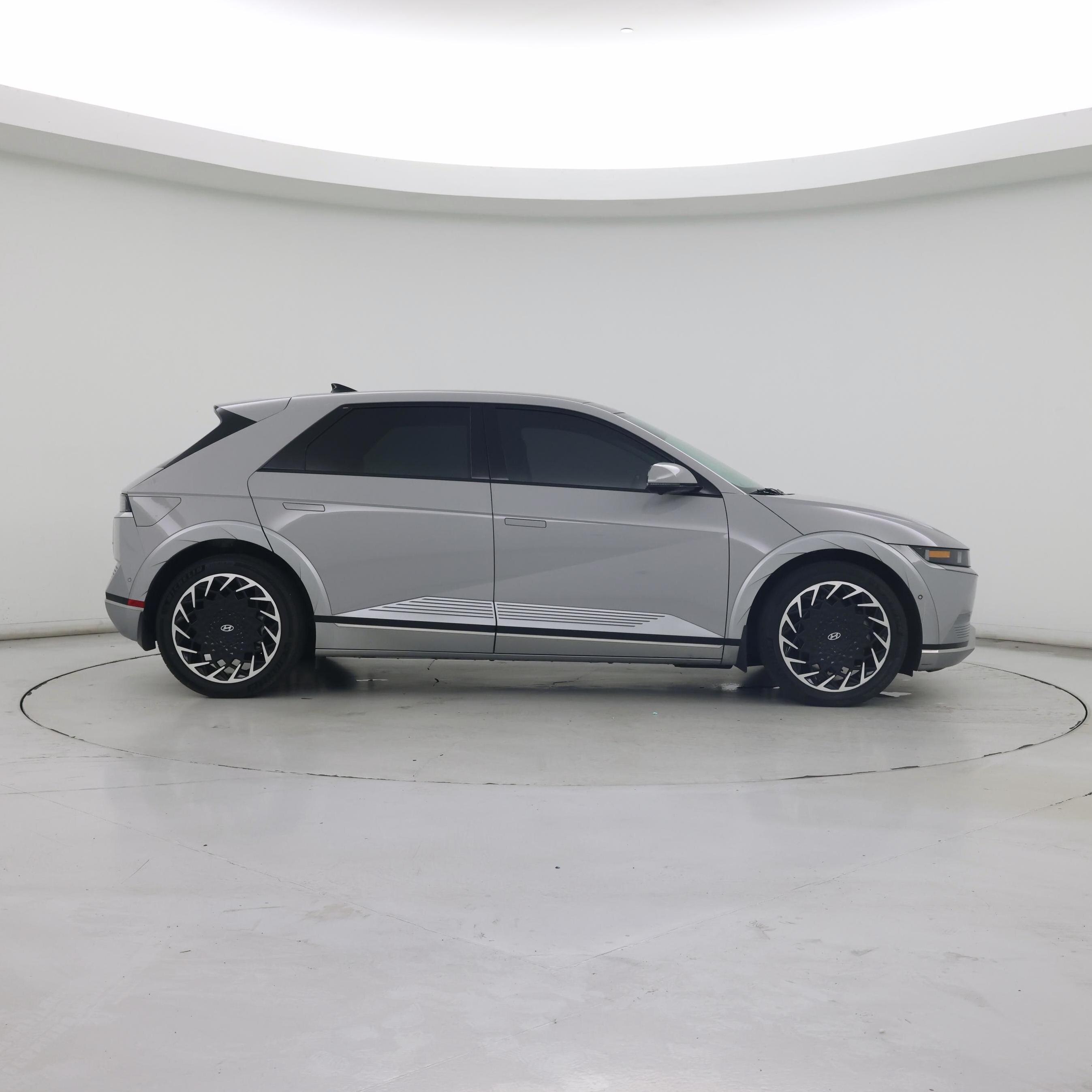 Thumbnail: 2024 Hyundai Ioniq 5 - 7