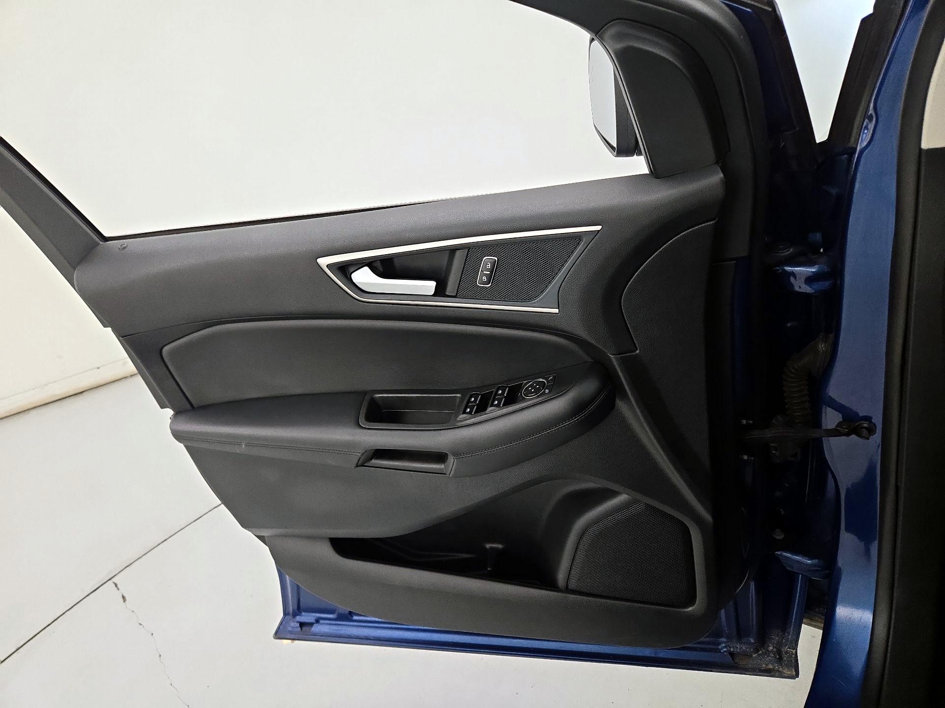 Thumbnail: 2024 Ford Edge - 12