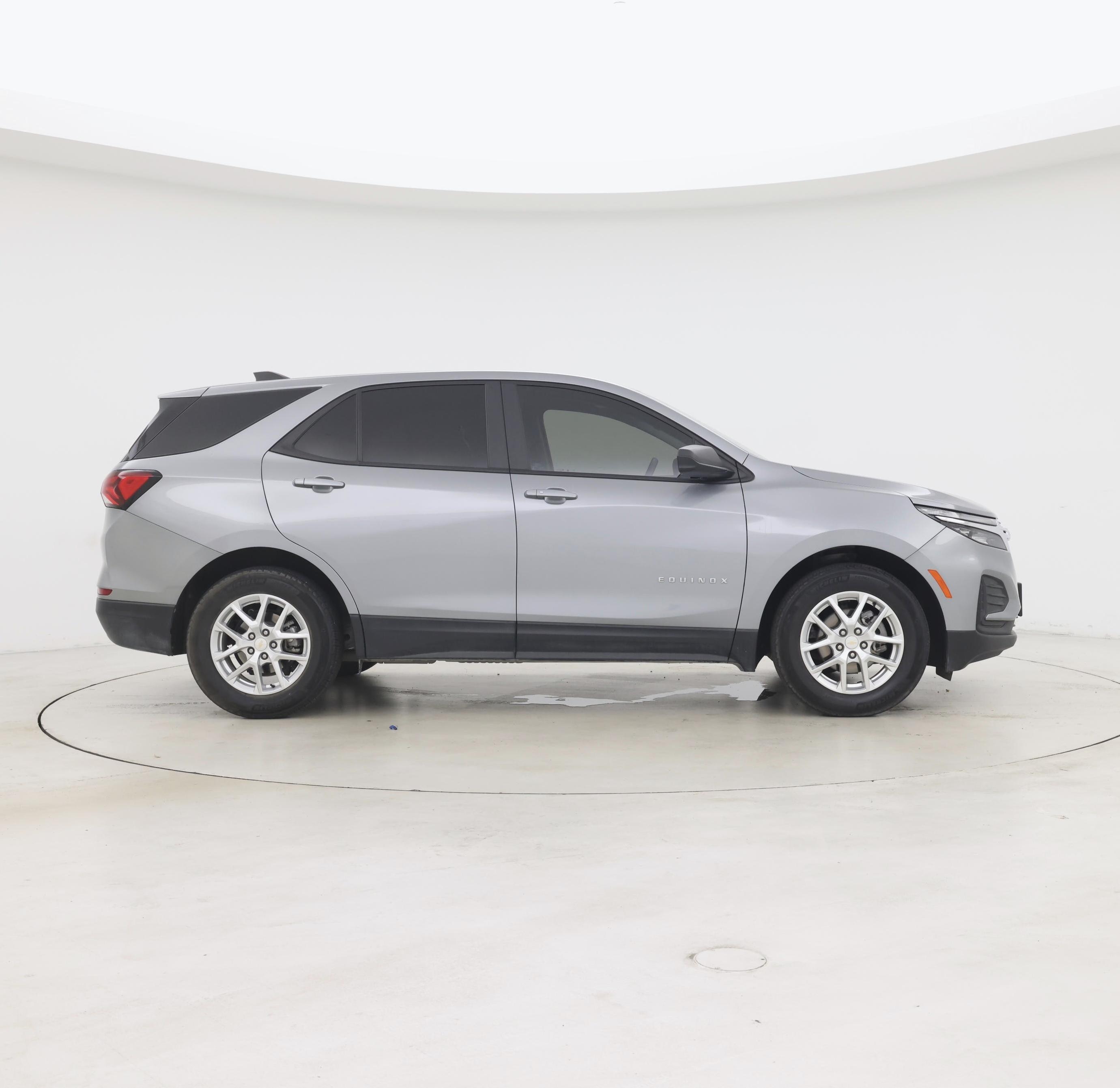Thumbnail: 2023 Chevrolet Equinox - 7