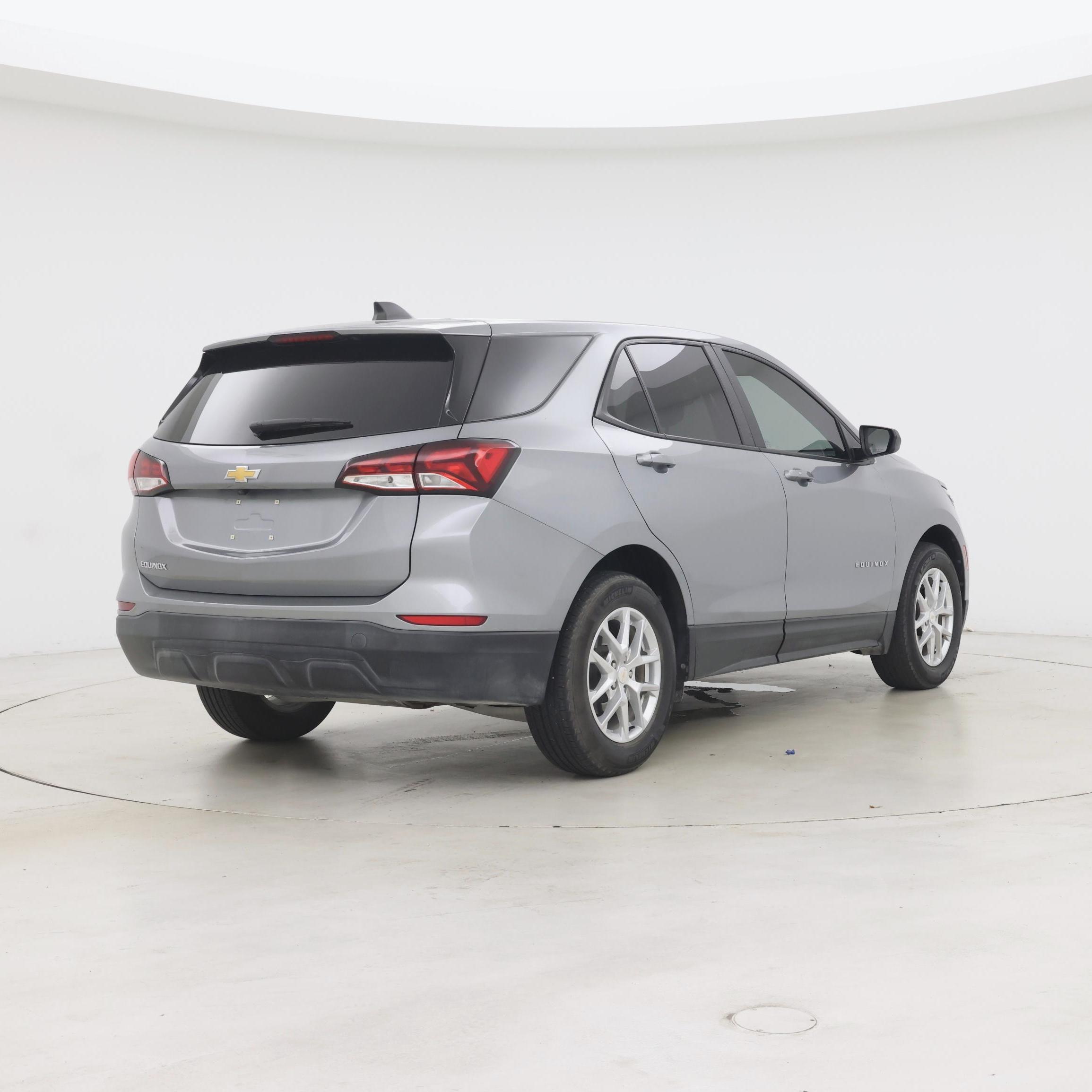 Thumbnail: 2023 Chevrolet Equinox - 8
