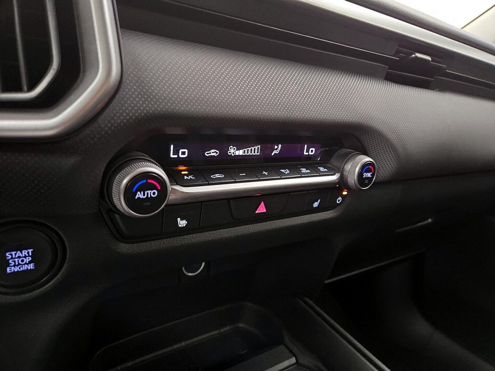 2025 Mazda CX-50 Preferred - Photo 17