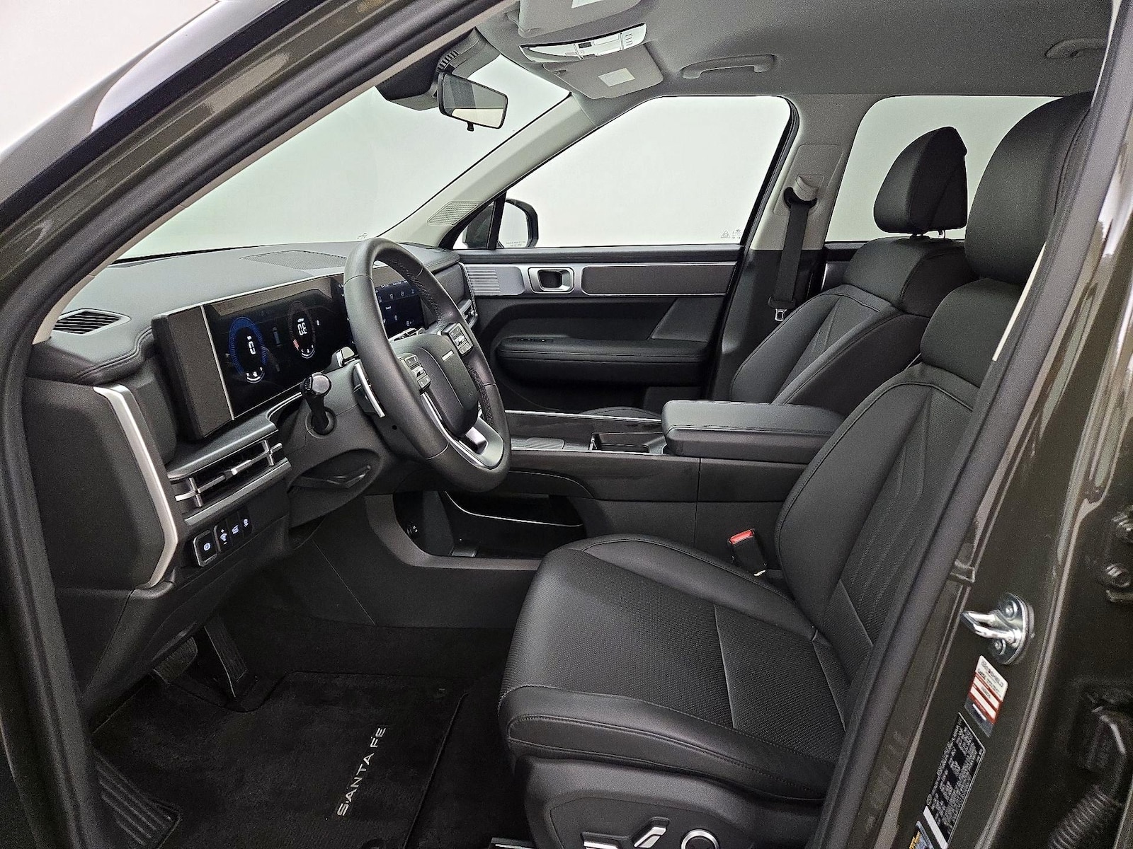 2025 Hyundai Santa Fe SEL - Photo 12
