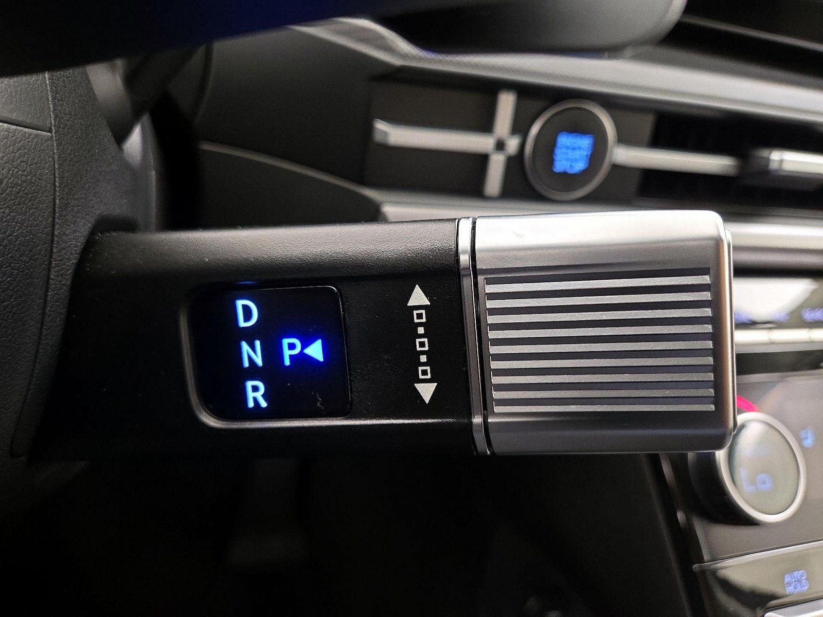 2025 Hyundai Santa Fe SEL - Photo 18